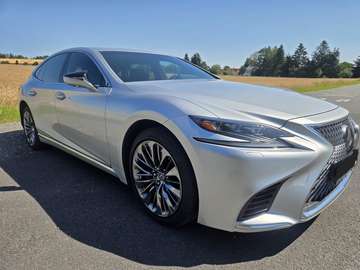 AWD Luxury TOP