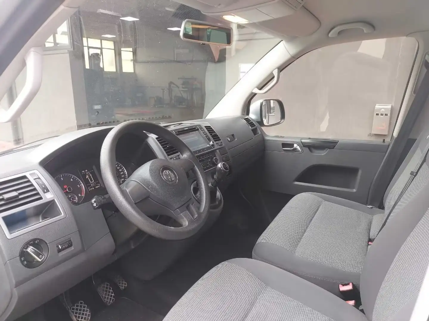 Volkswagen T4 Caravelle Caravelle 2.0 tdi 140cv 3.0t Comf. p.l. Argento - 2