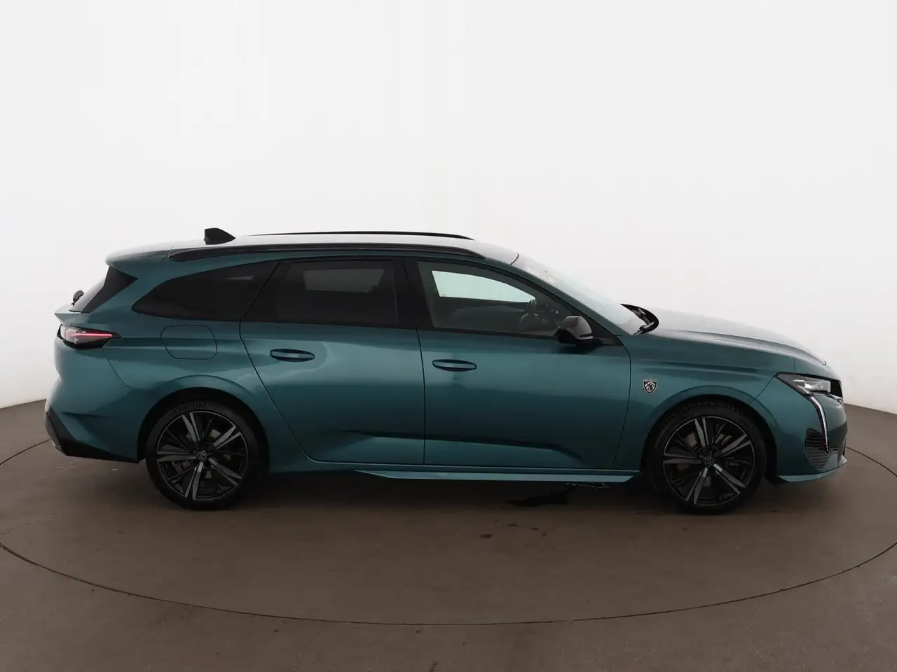 Peugeot 308 SW 180 GT PHEV Aut LED ALCANTARA NAVI SITZHZG, миниатюра 9