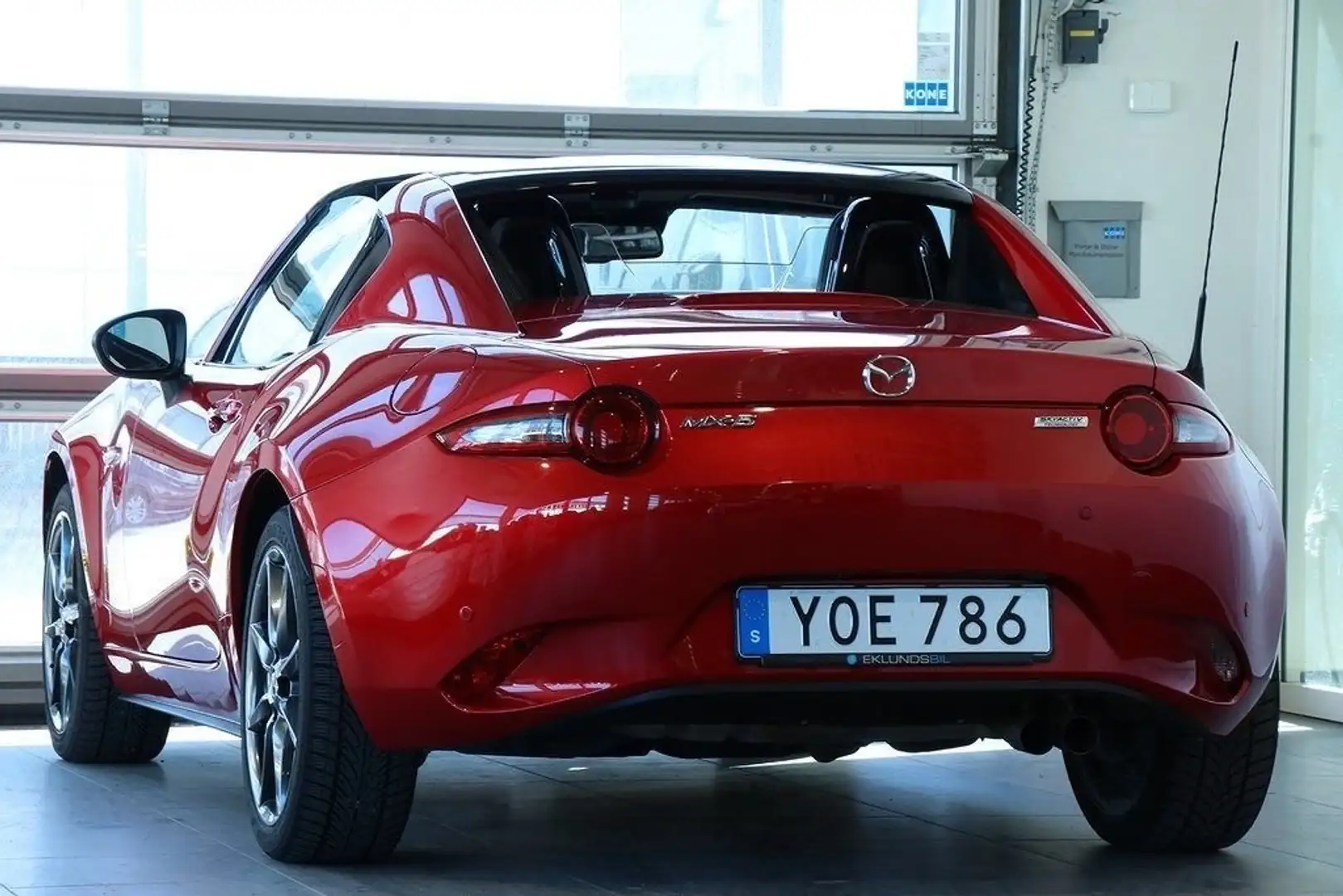 Mazda MX-5 MX5 RF 2.0L SKYACTIV-G 160 ch Selection Rojo - 2