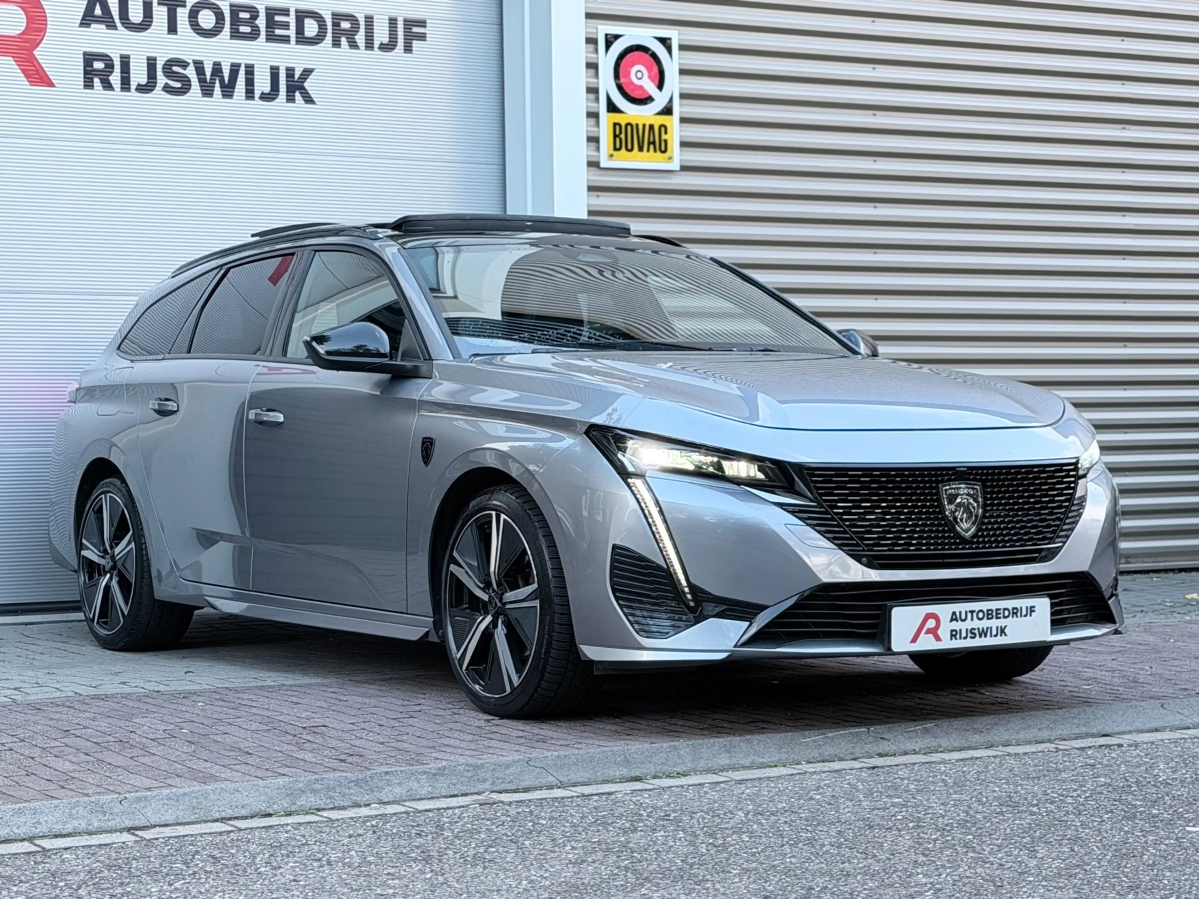 Peugeot 308 SW 1.2 PureTech GT Pack Business Massage/Camera — photo 8