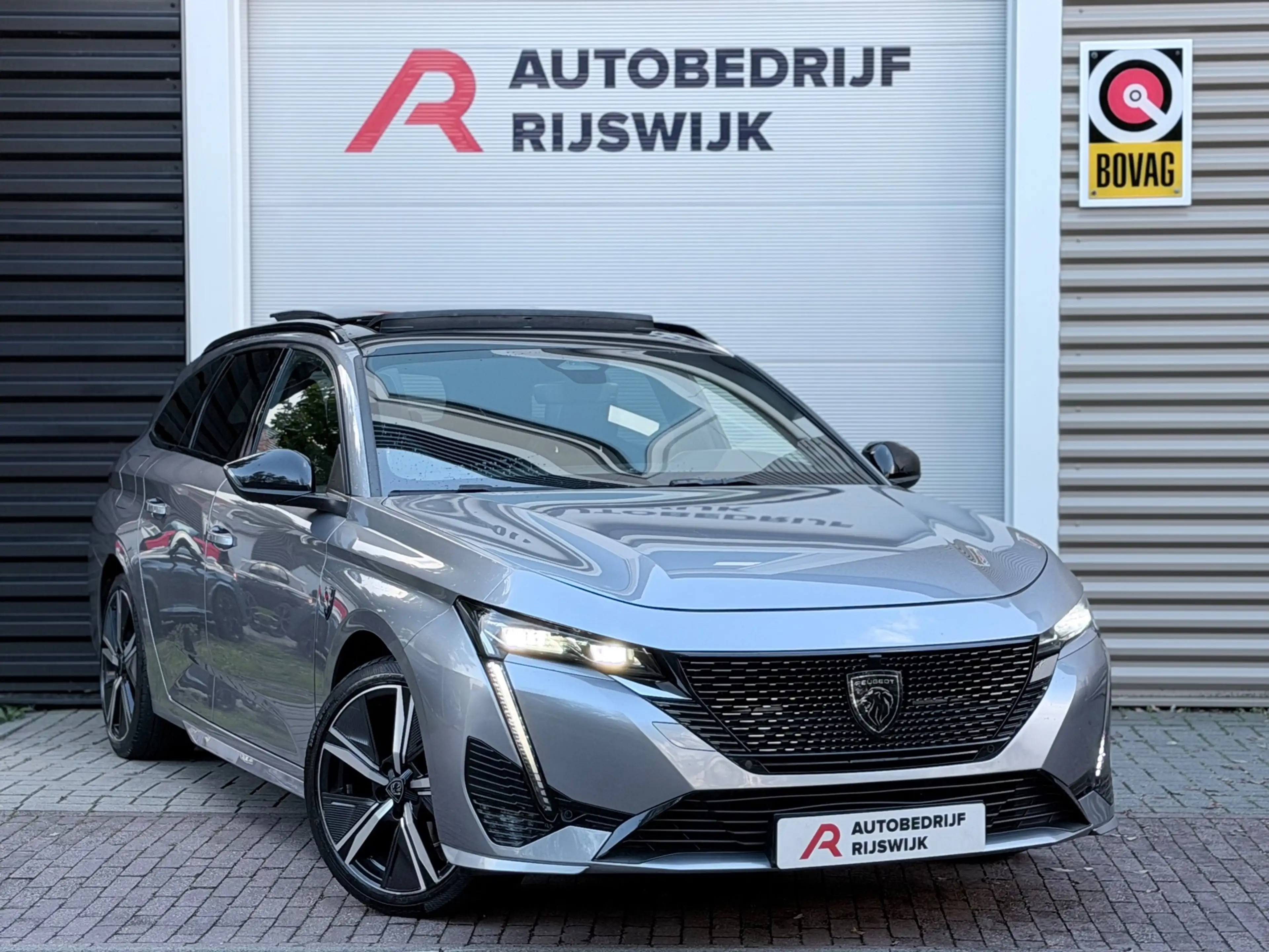 Peugeot 308 SW 1.2 PureTech GT Pack Business Massage/Camera — photo 6