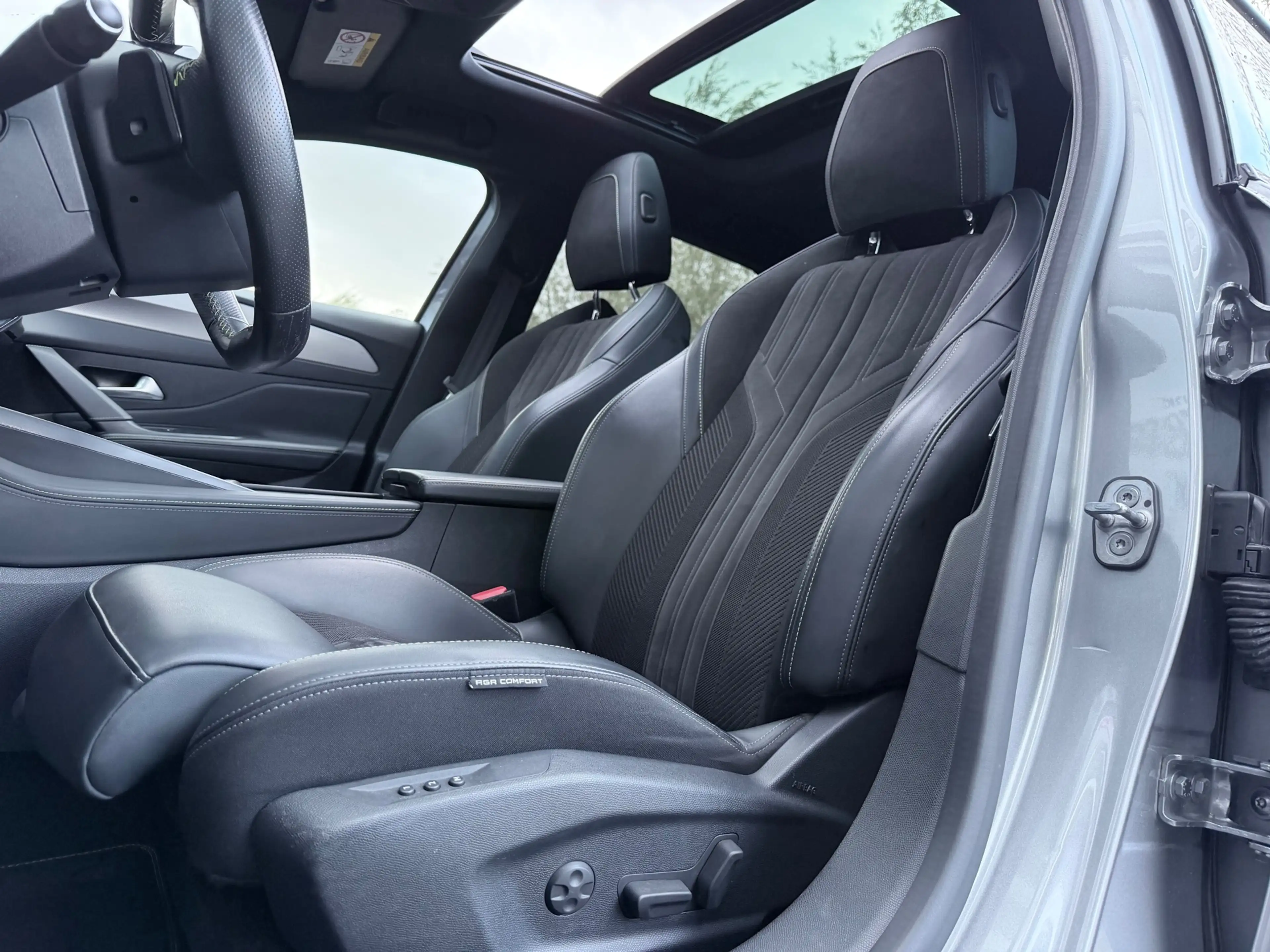 Peugeot 308 SW 1.2 PureTech GT Pack Business Massage/Camera — photo 11