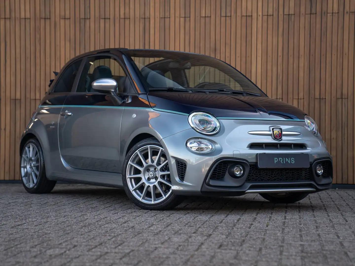 Abarth 695C 695C Rivale 1.4 T-Jet Akrapovic Silber - 1