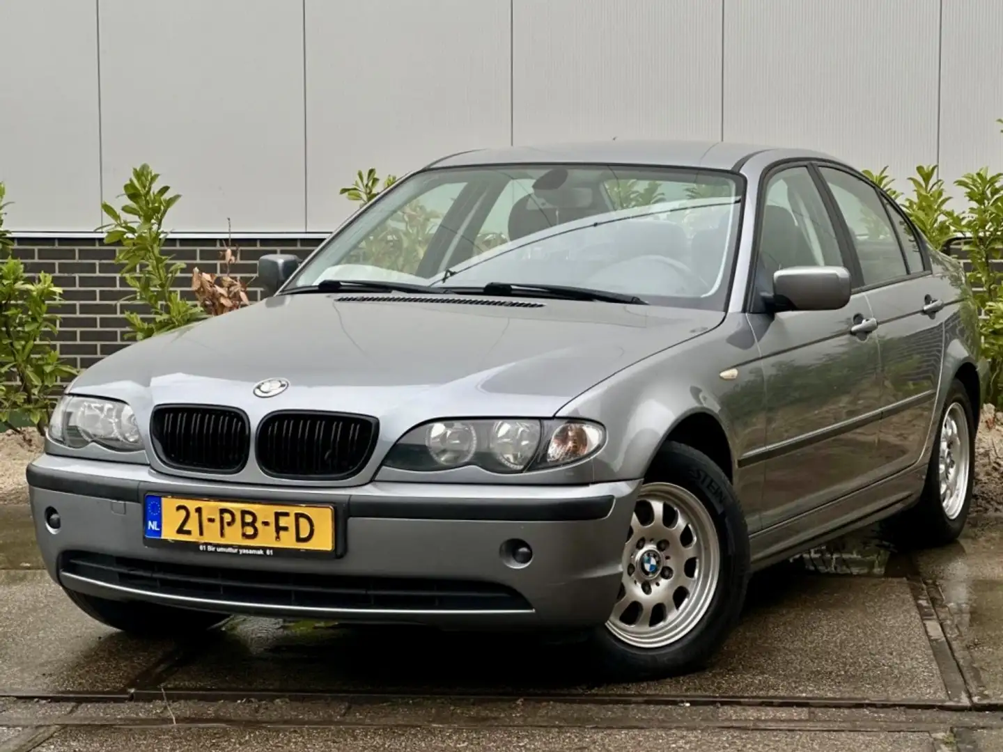 BMW 316 3-serie 316i Black&Silver II |Clima |CruiseC |Nieu Grijs - 1