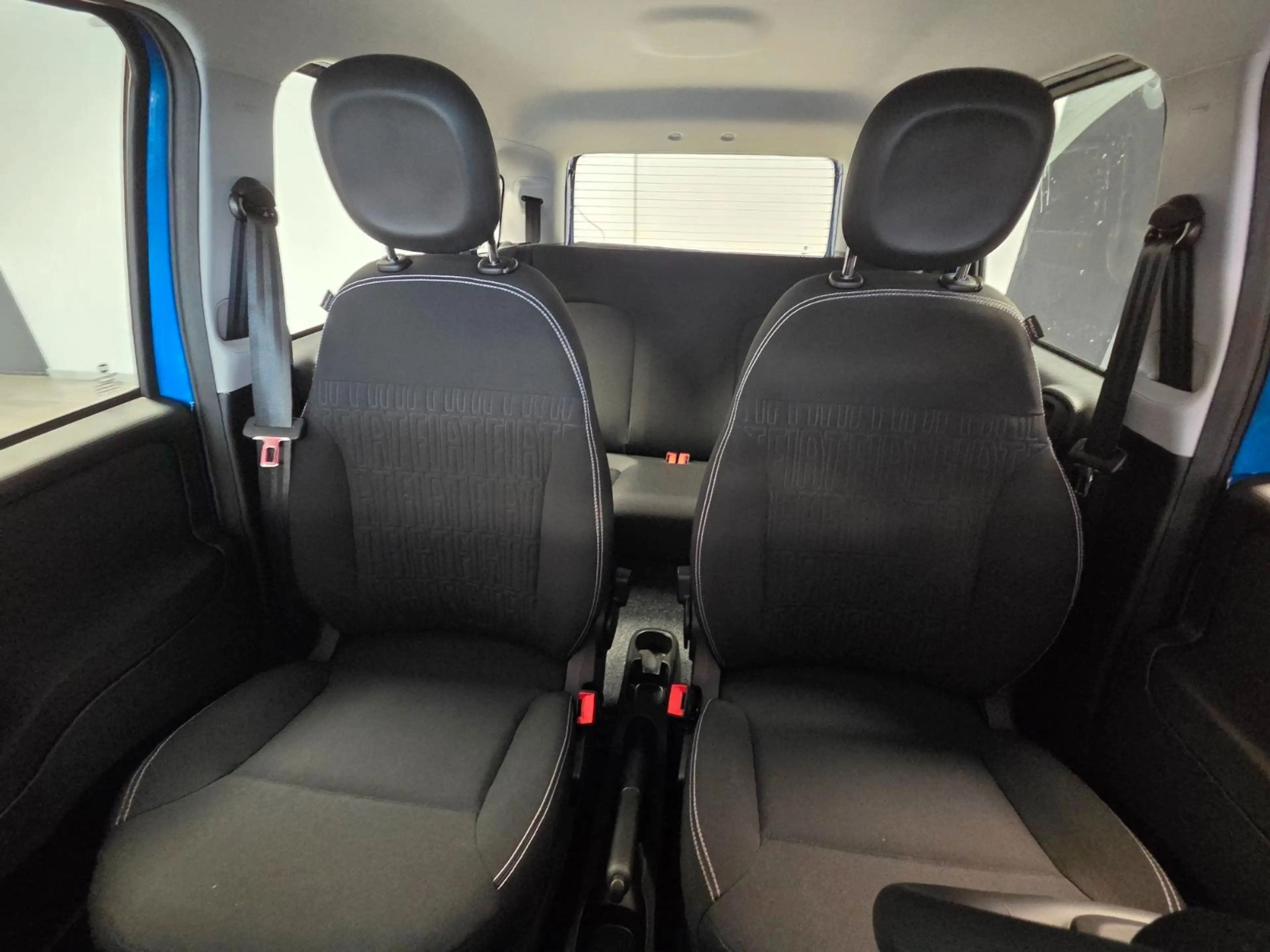 Fiat Panda "Pandina Pop" 1.0 GSE Hybrid — photo 13