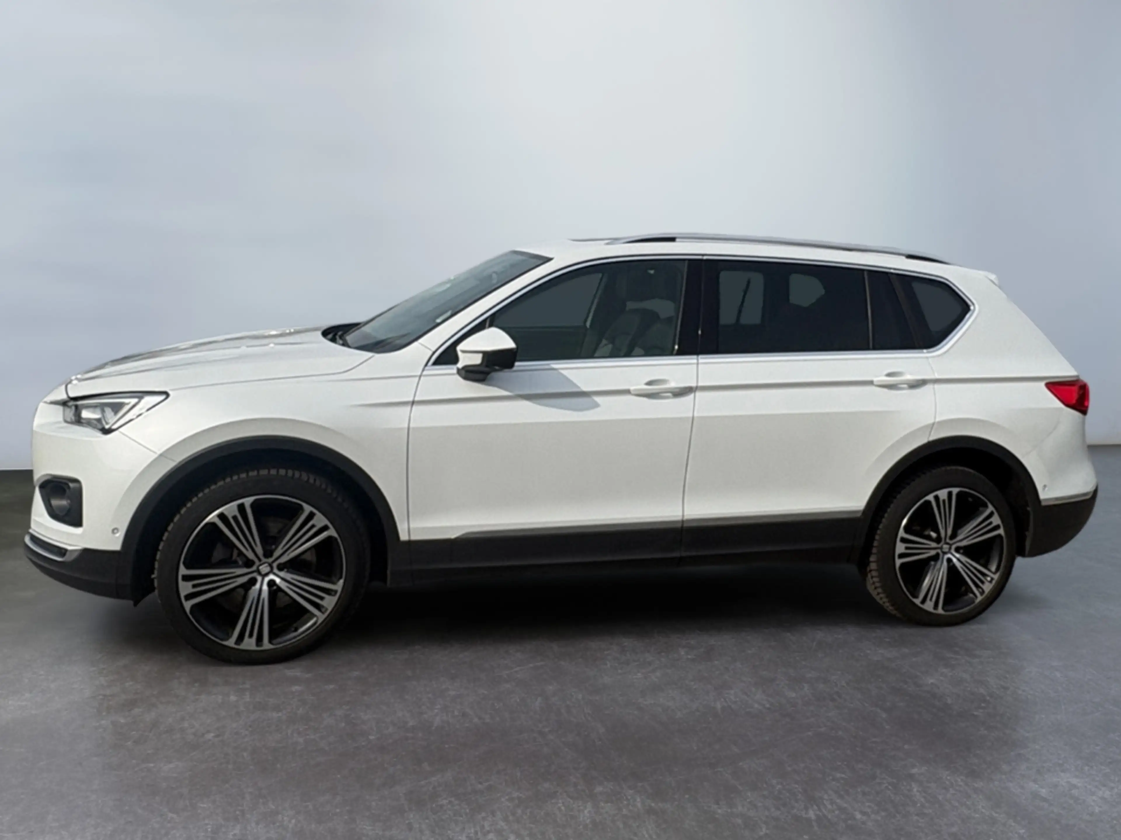 SEAT Tarraco 2.0 TSI Xcellence 4Dr *StHz*360°*AHK*20''* — photo 5
