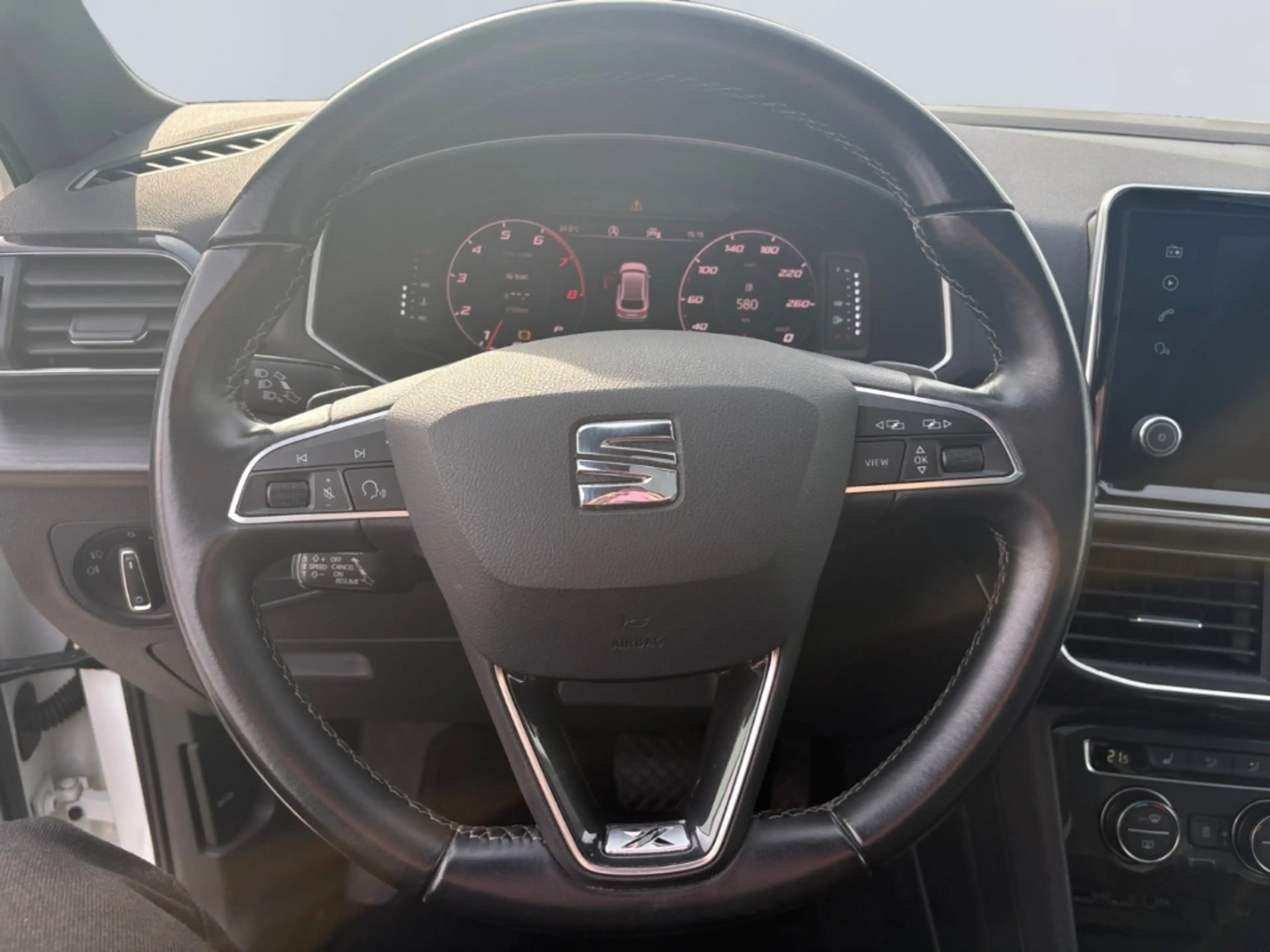SEAT Tarraco 2.0 TSI Xcellence 4Dr *StHz*360°*AHK*20''* — photo 12