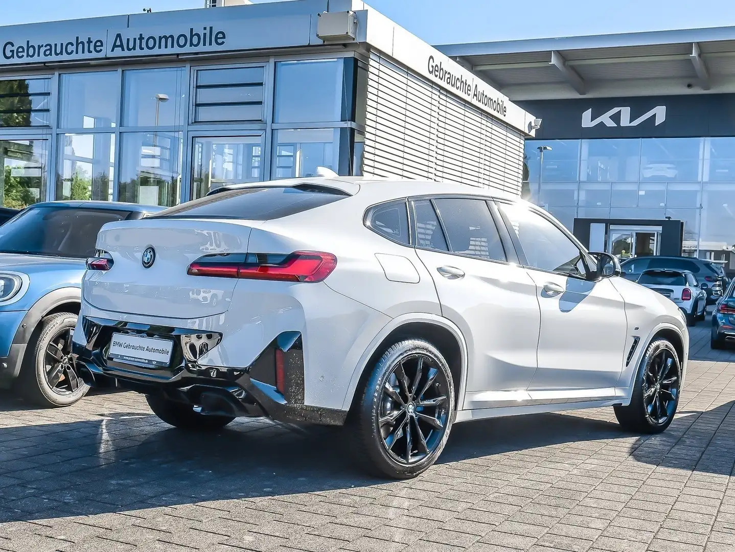 BMW X4 M 40d HUD RFK NAVI LED Laser Sound Syst. DAB Weiß - 2