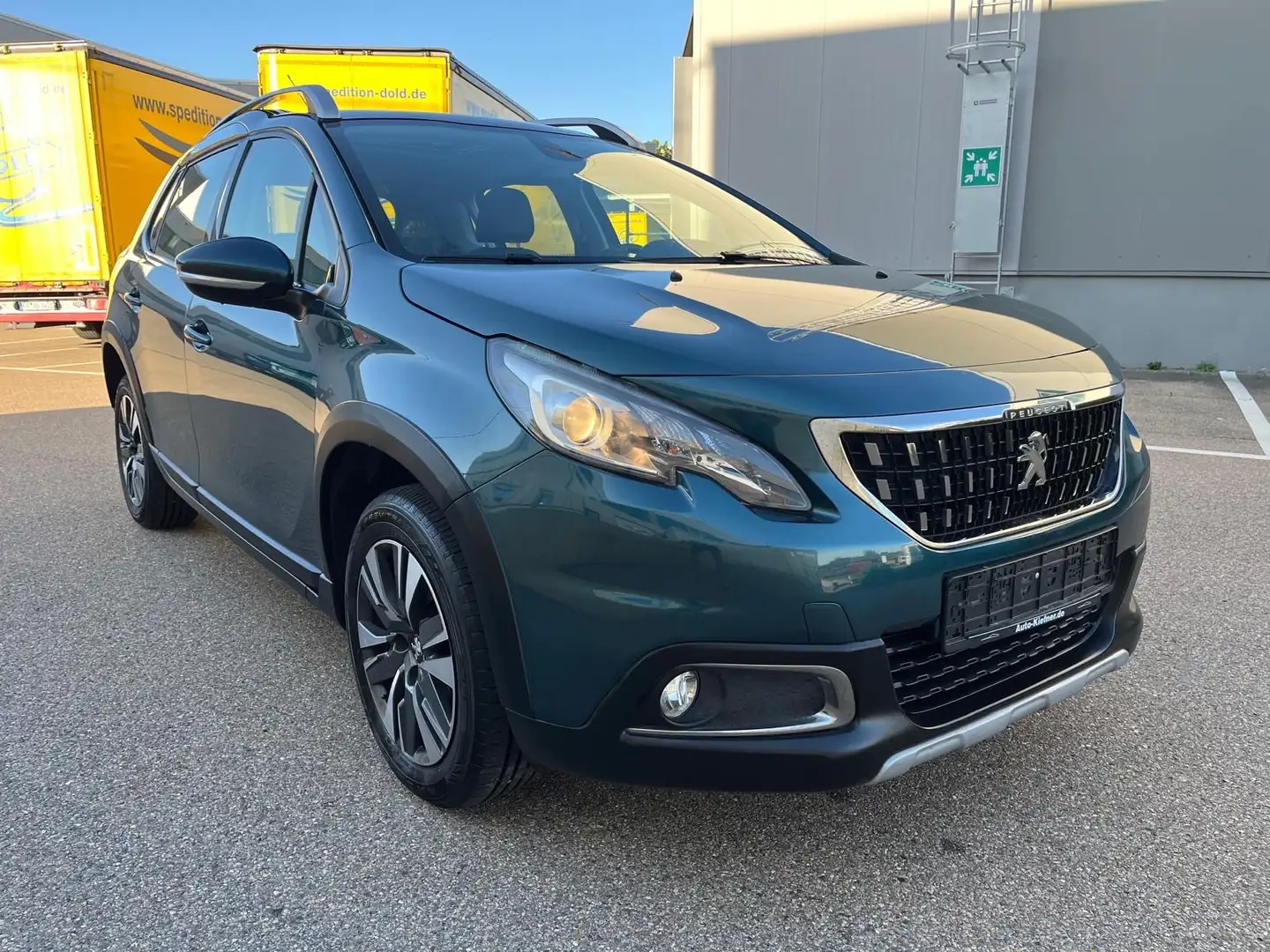 Peugeot 2008 2008 PureTech 130 Stop Blau - 1