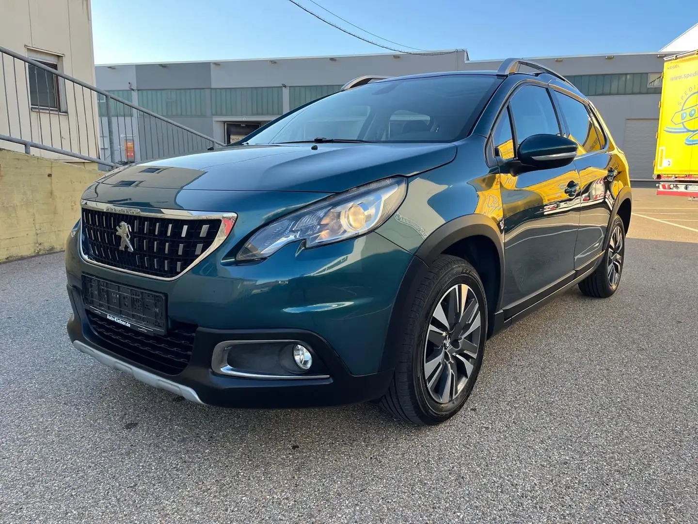 Peugeot 2008 2008 PureTech 130 Stop Blau - 2