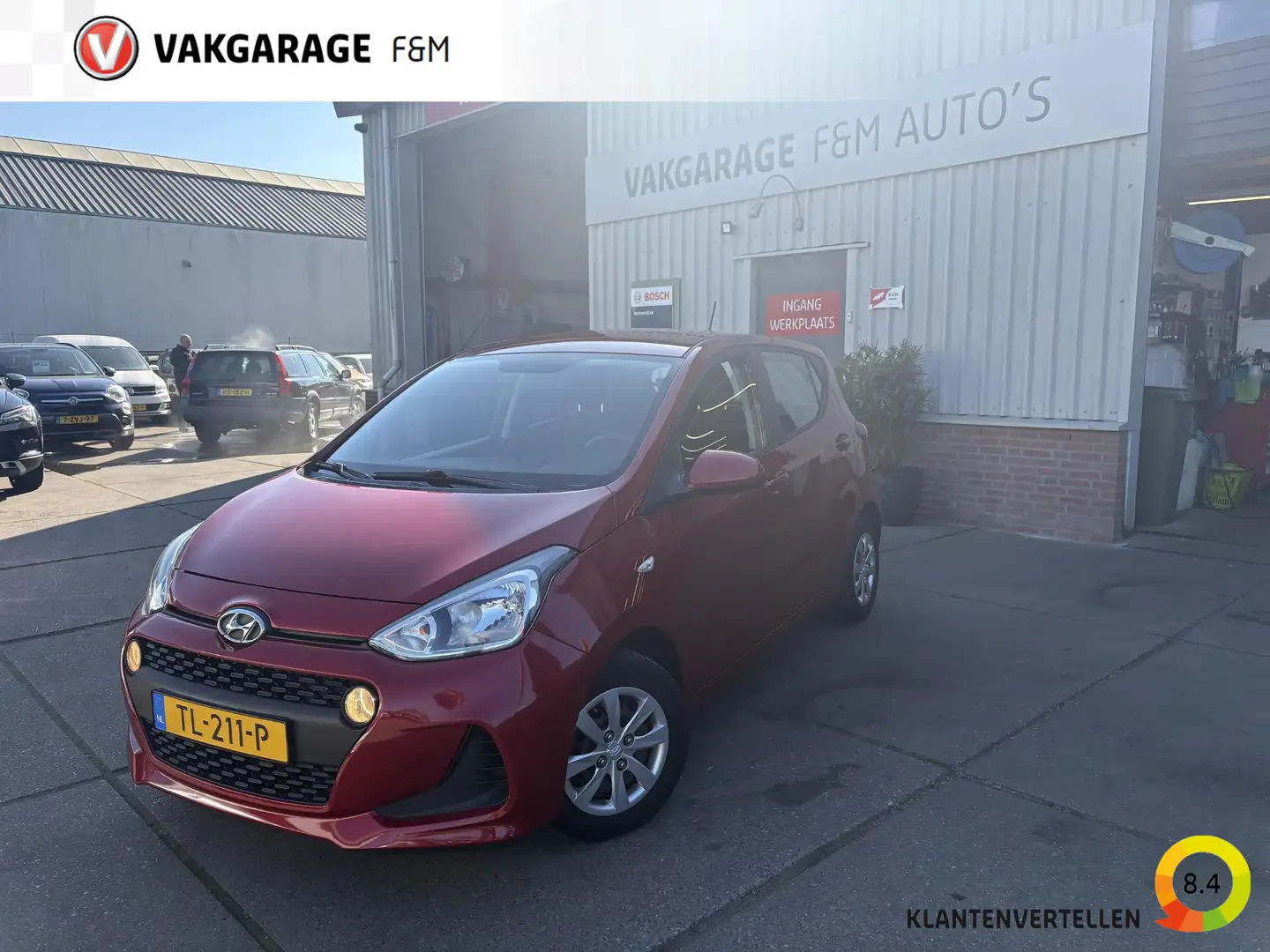 Hyundai i10 1.0i Comfort Rood - 1
