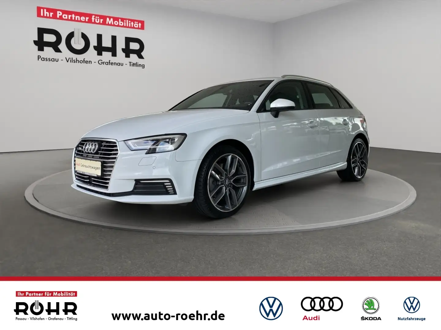 Audi A3 Sportback e-tron (PDC PLUS.SHZ.NAVI.LED) 40 Wit - 1
