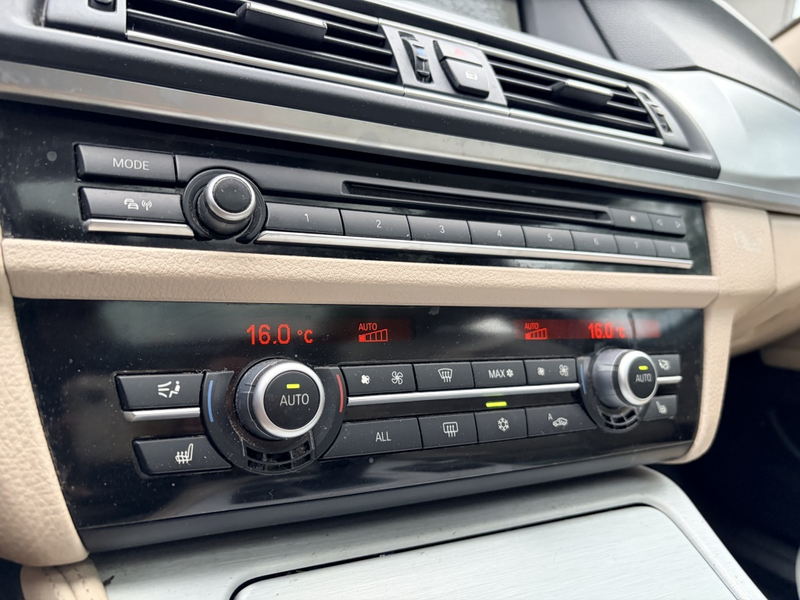 BMW 535 5-serie Touring 535xi - Xdrive - pabo - mavo - nap — photo 14