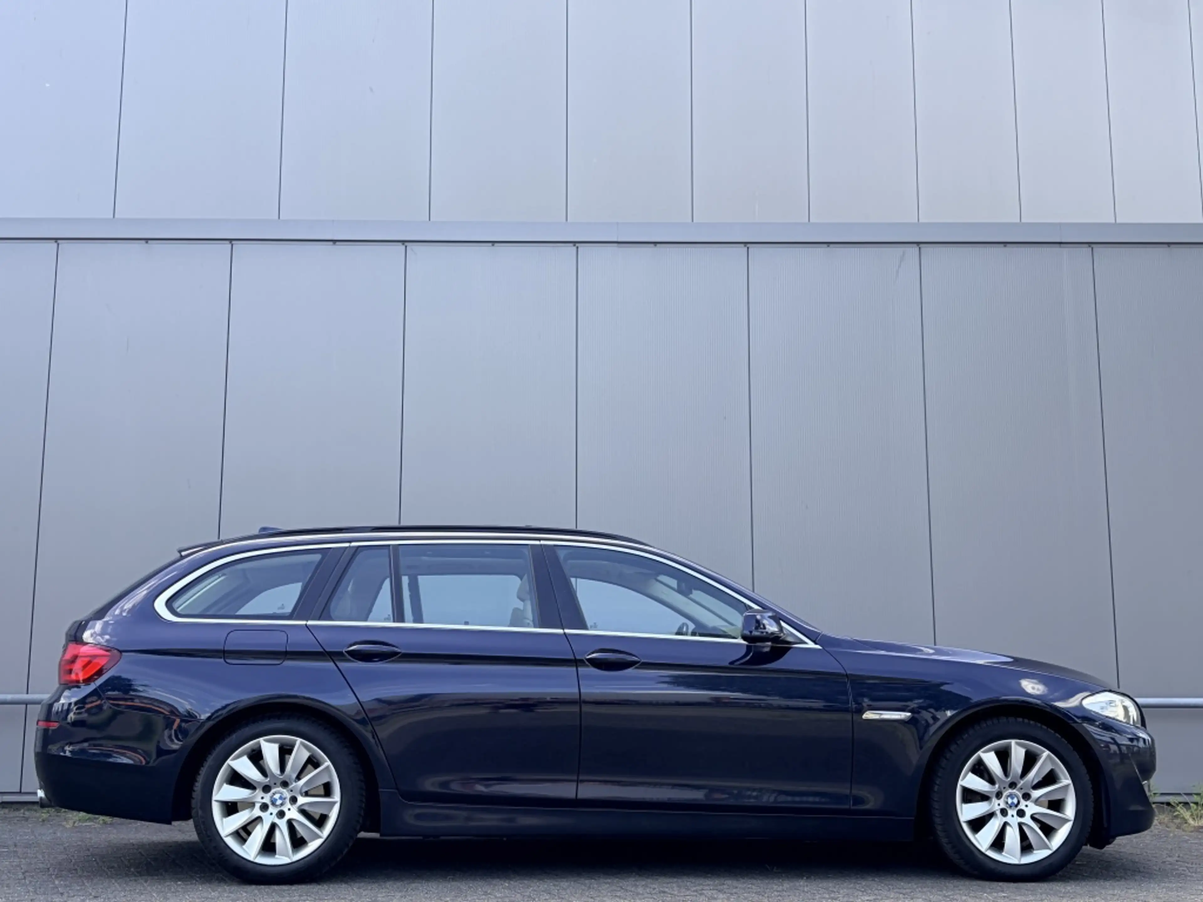 BMW 535 5-serie Touring 535xi - Xdrive - pabo - mavo - nap — photo 4