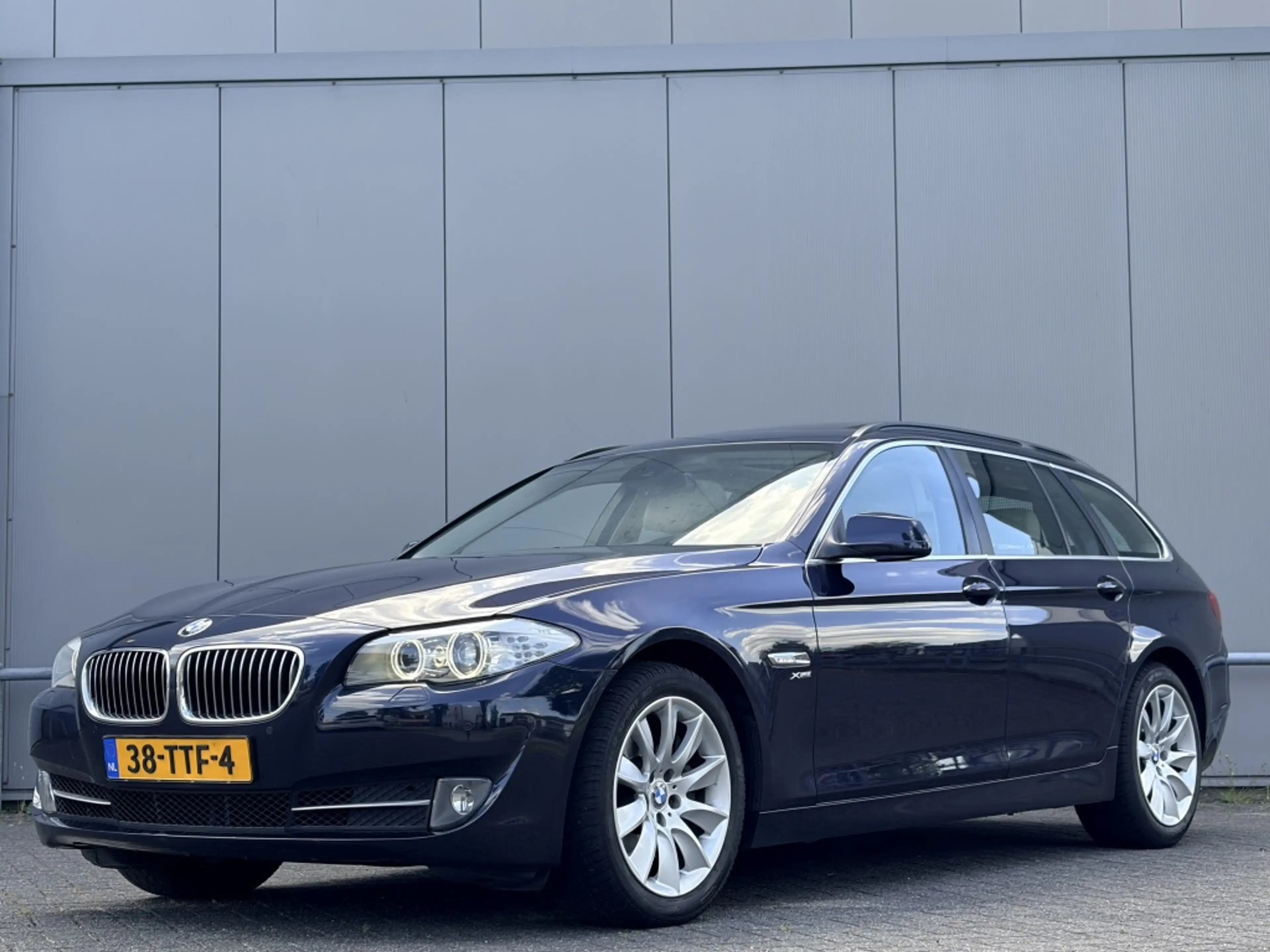 BMW 535 5-serie Touring 535xi - Xdrive - pabo - mavo - nap