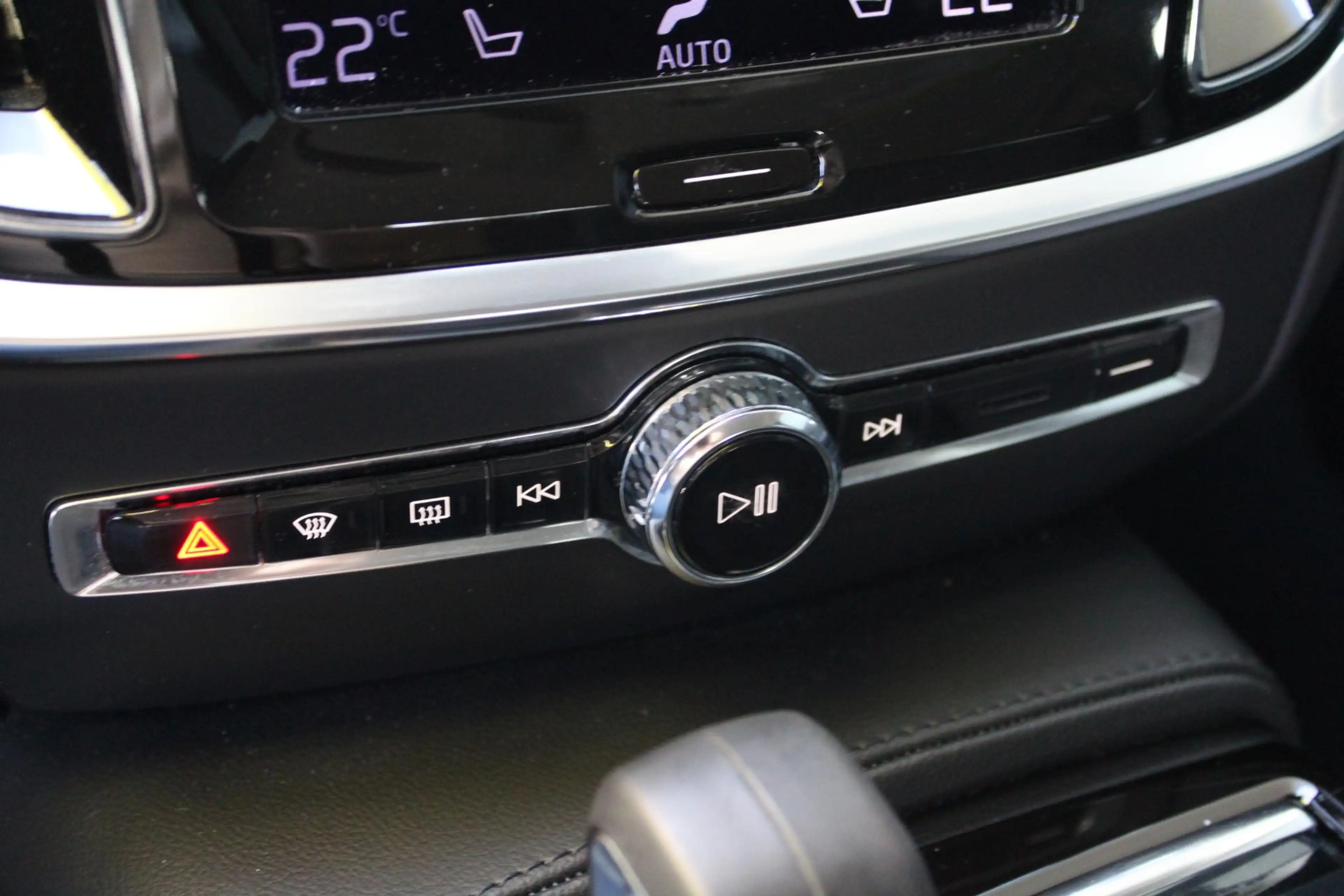 Volvo V60 2.0 T6 Recharge AWD Essential Bright | Stuur & Sto — photo 20