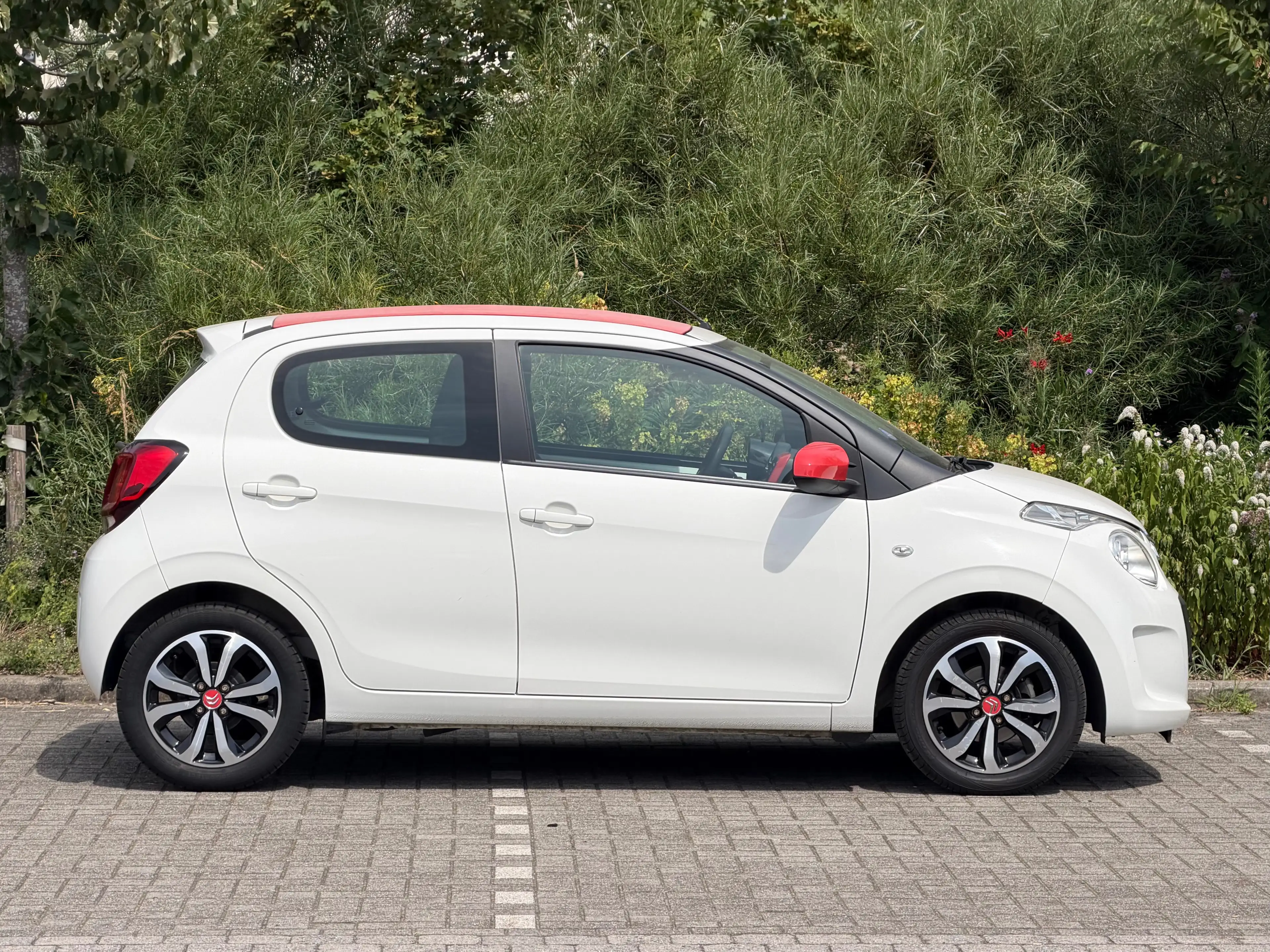 Citroen C1 C1 1.2i PureTech Airscape Feel open dak, Airco — photo 7