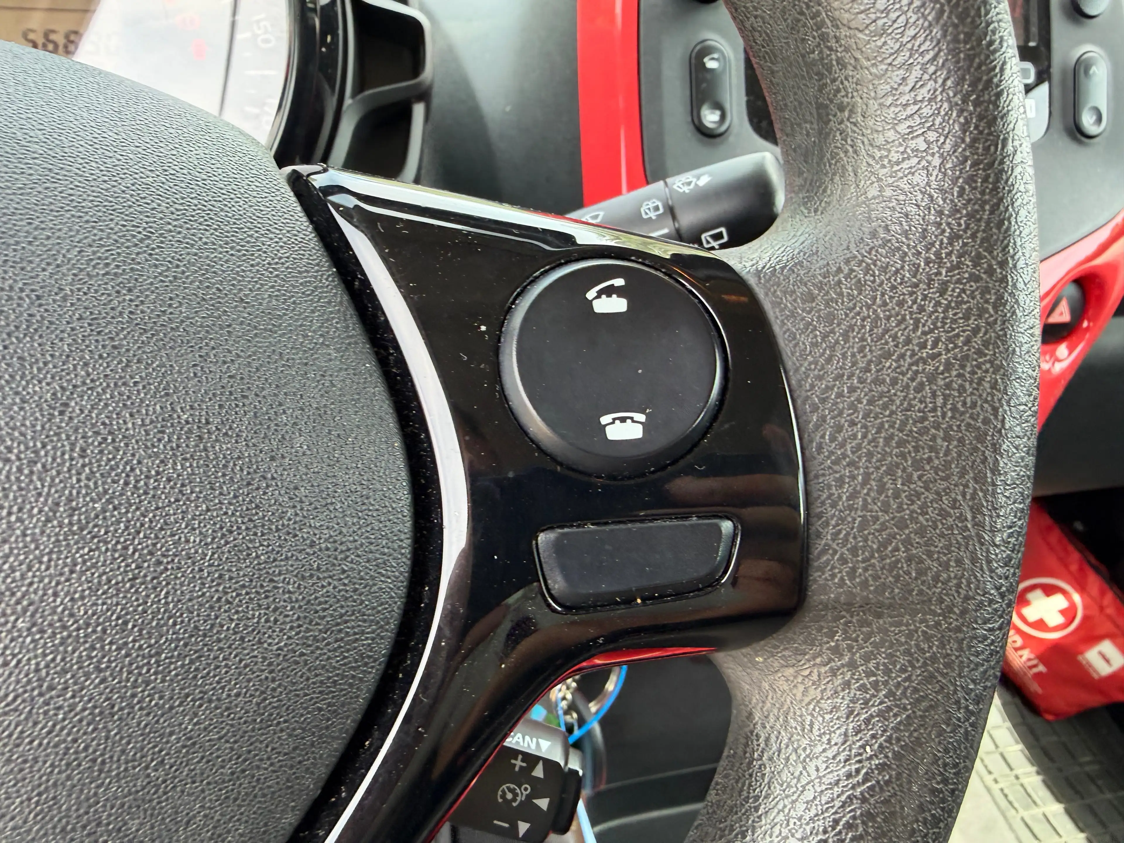 Citroen C1 C1 1.2i PureTech Airscape Feel open dak, Airco — photo 15