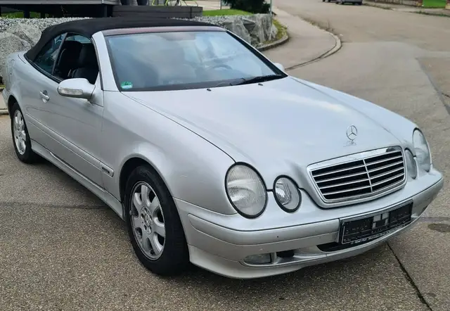 Mercedes-Benz 200 CLK Cabrio 200 Kompressor, Automatik, Bose, Navi
