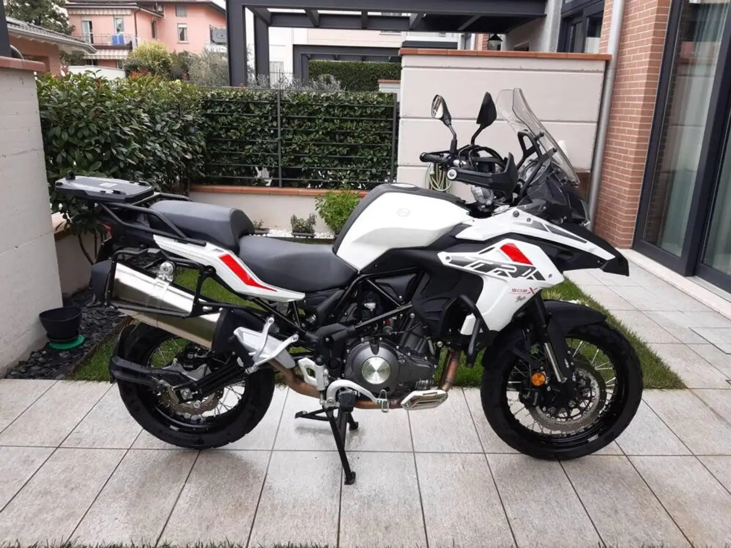 Benelli TRK 502 Biały - 2
