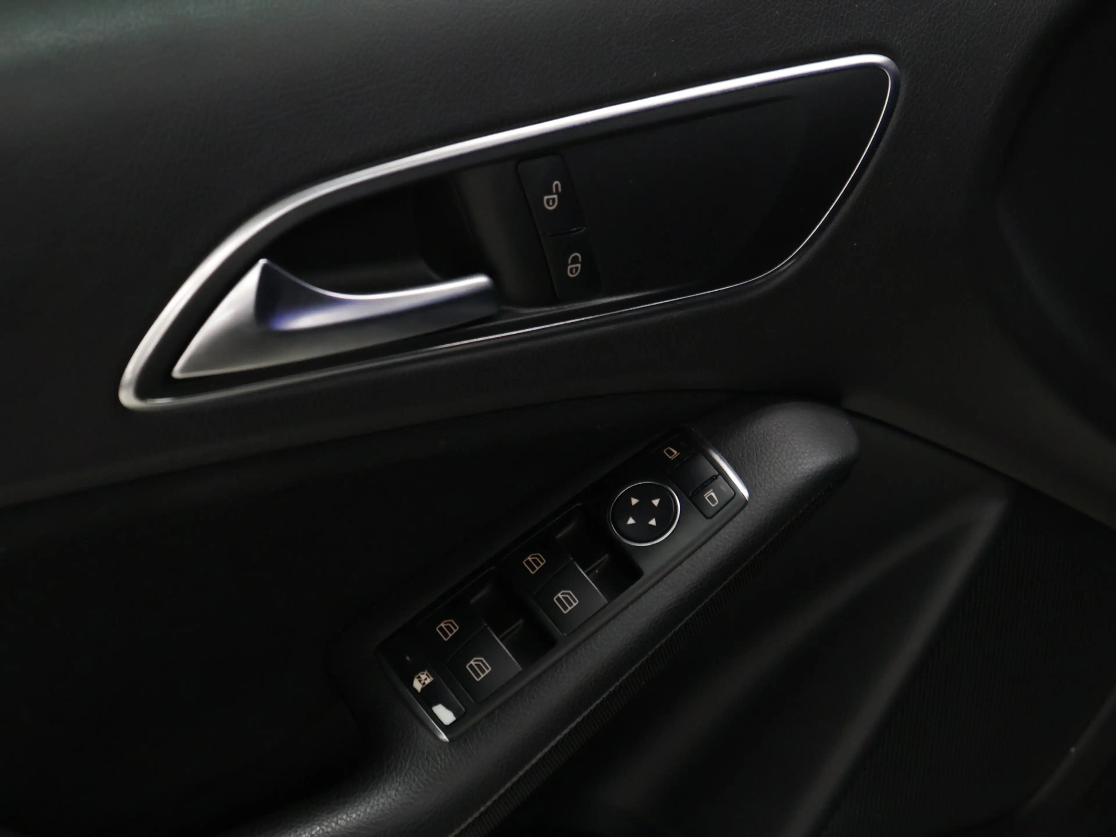 Mercedes-Benz A 180 Sport [NAVIGATIE, STERRENHEMEL, LED, PDC V+A, CRUI — photo 13