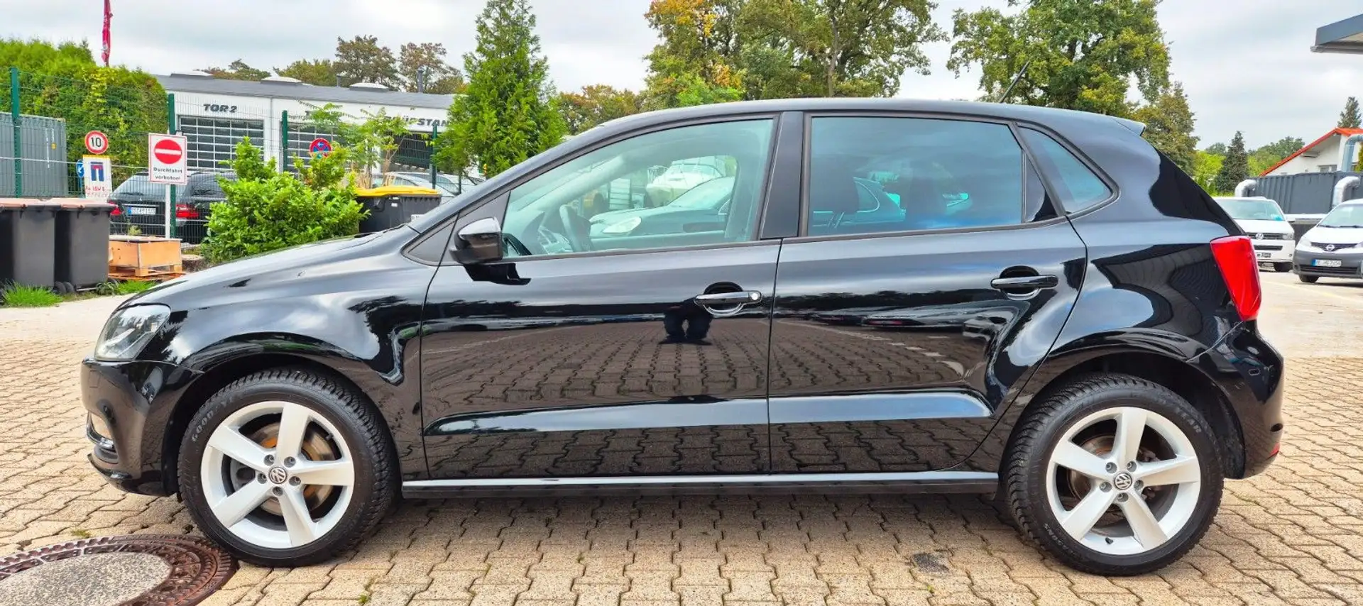 Volkswagen Polo V Highline 1 HAND 78TK AUTOMATIK Noir - 2
