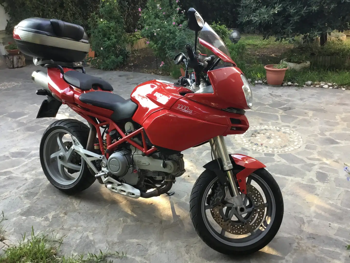 Ducati Multistrada 1000 DS crvena - 2