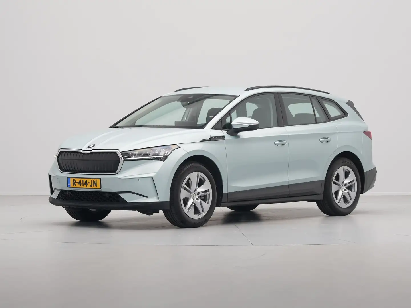 Skoda Enyaq iV 60 180pk Navigatie Camera Acc Clima 313 Grijs - 2