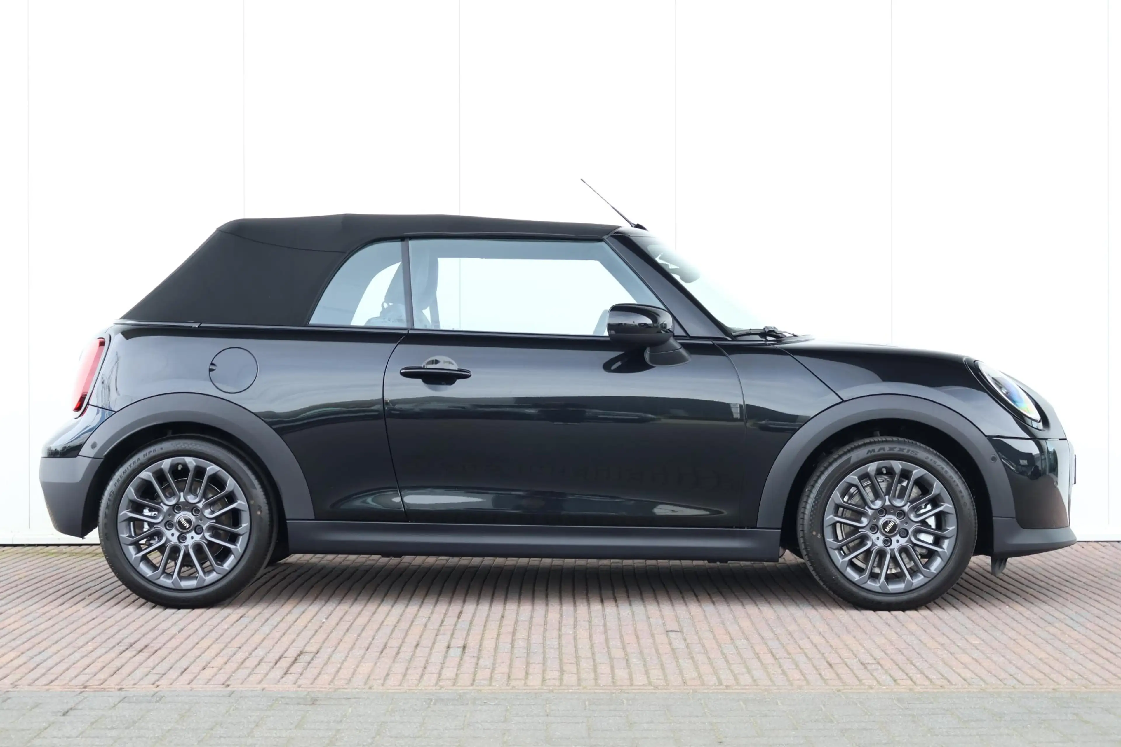 MINI Cooper C Cabrio Classic Trim | Pakket M — photo 5