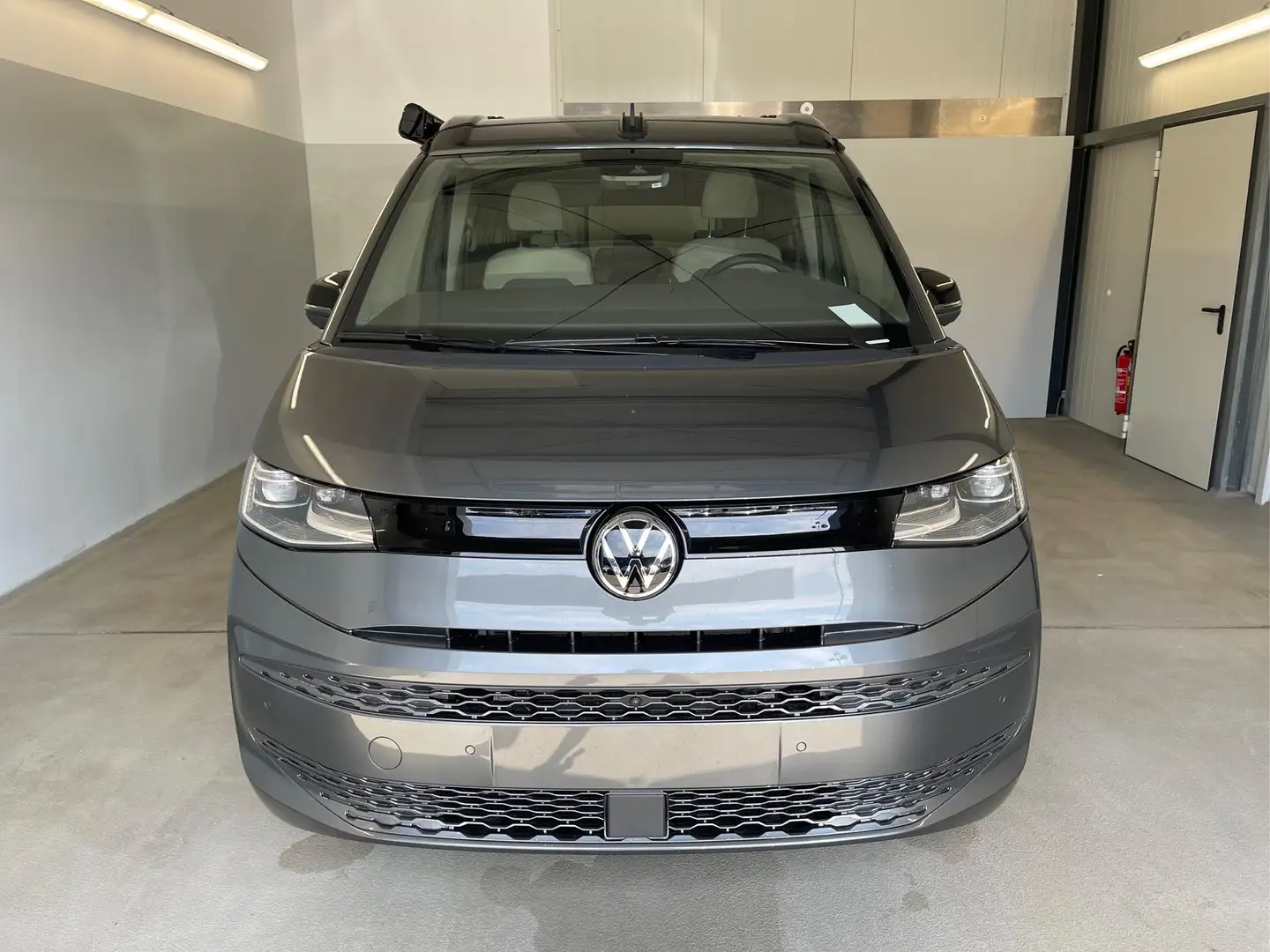 Volkswagen T7 California Beach Camper TDI DSG AHK+360°+Standheizung 2.0 ... Grau - 2