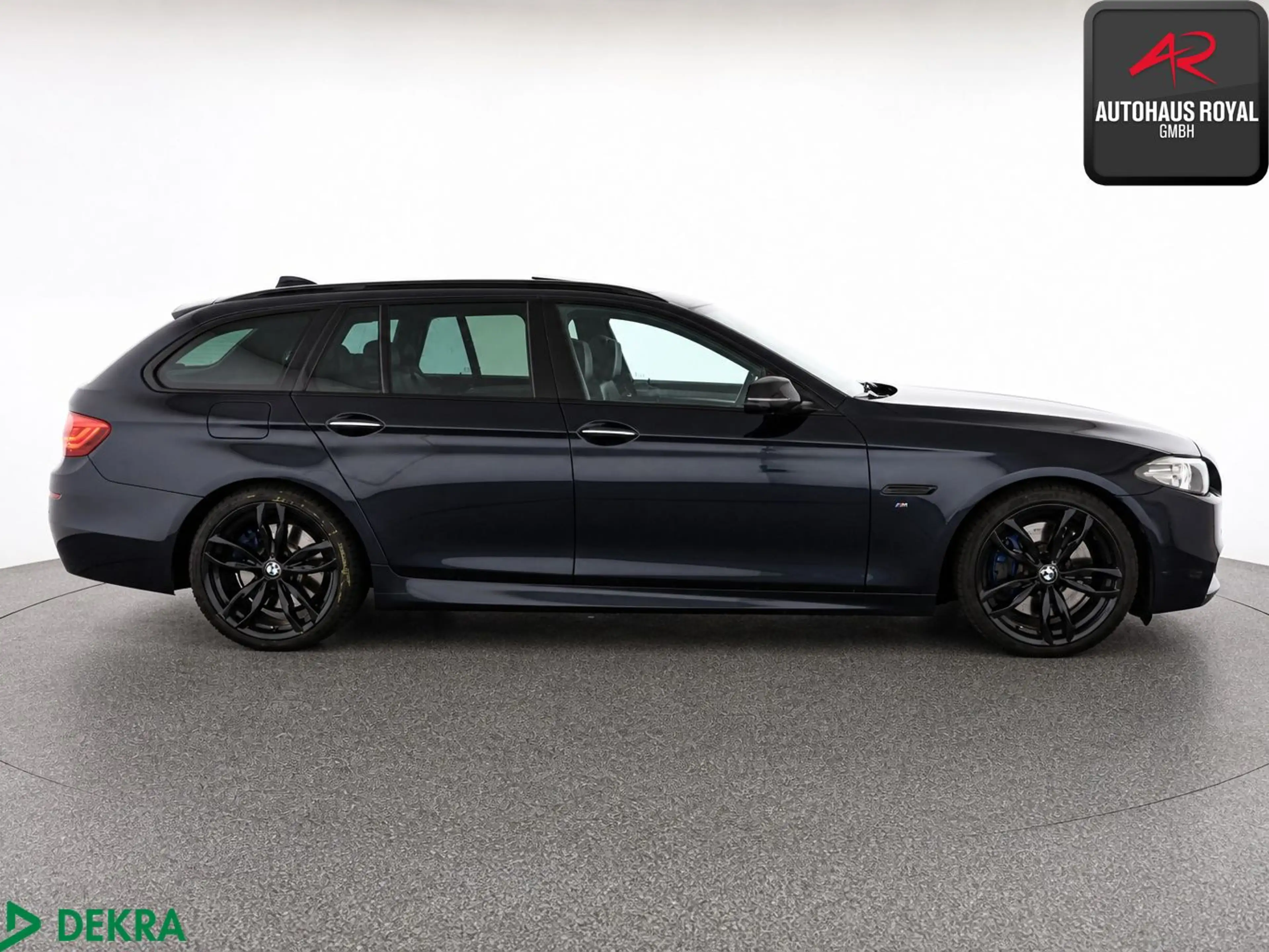 BMW M550 d T xDrive HEAD-UP,PANORAMA,DIG.TACHO,AHK — photo 6