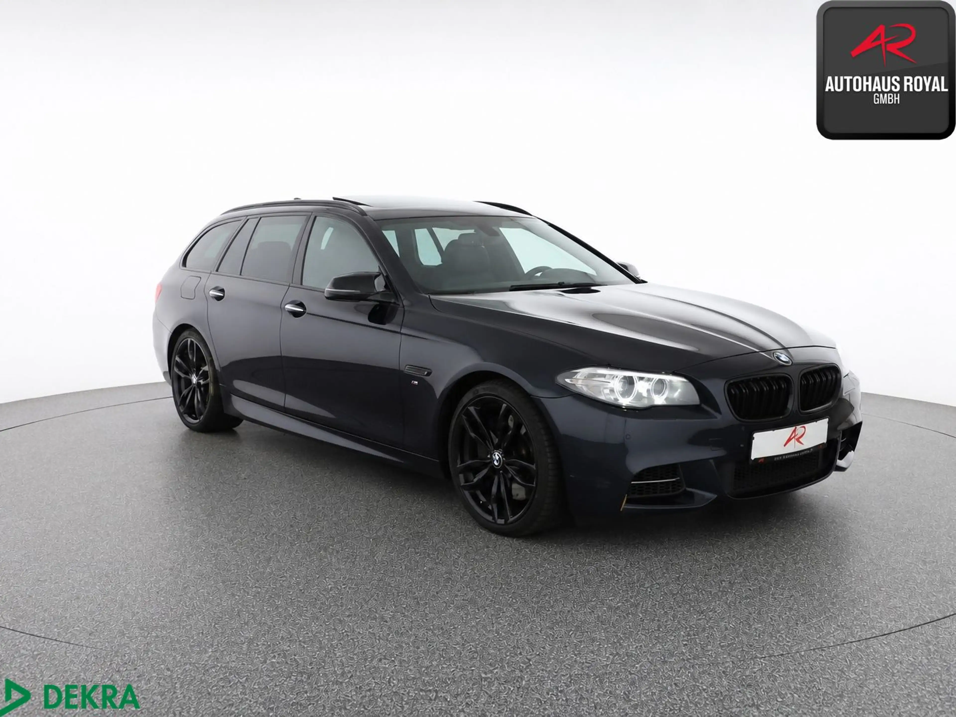 BMW M550 d T xDrive HEAD-UP,PANORAMA,DIG.TACHO,AHK — photo 7