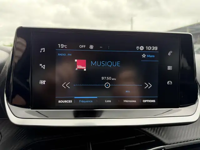 Peugeot 2008 view 27