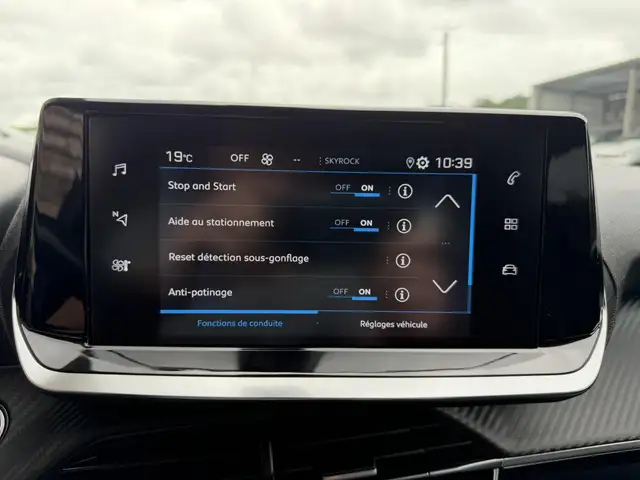 Peugeot 2008 view 30