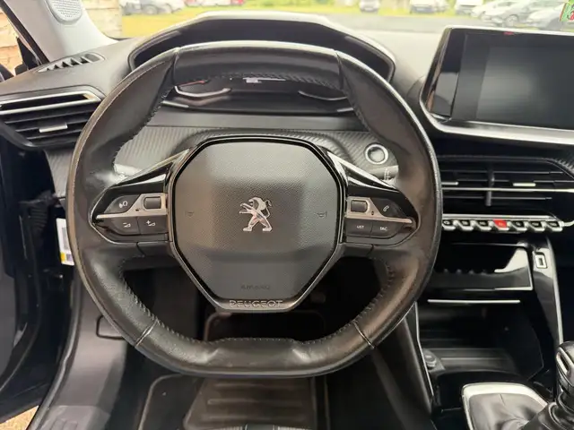 Peugeot 2008 view 25