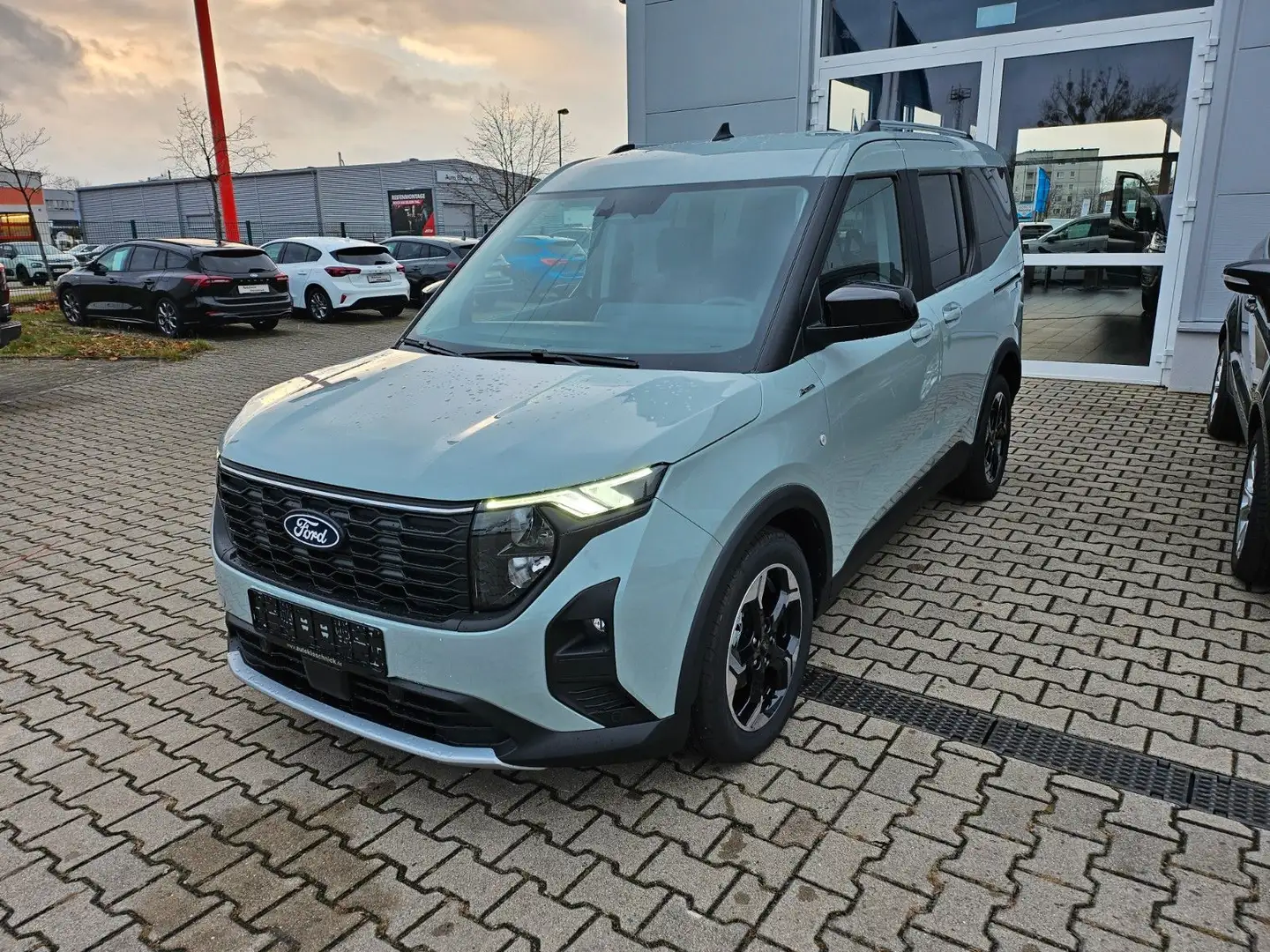 Ford Tourneo Courier Active Gris - 1