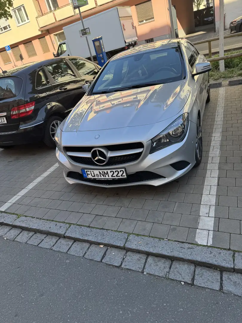 Mercedes-Benz CLA 200 CLA 200 (117.343) Grau - 1