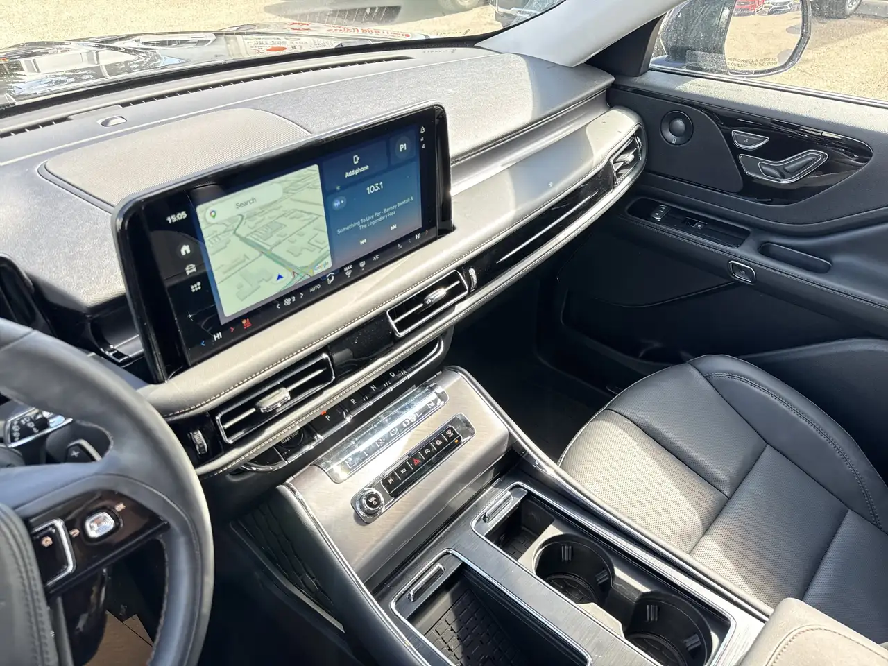 Lincoln Aviator снимка Lincoln Aviator