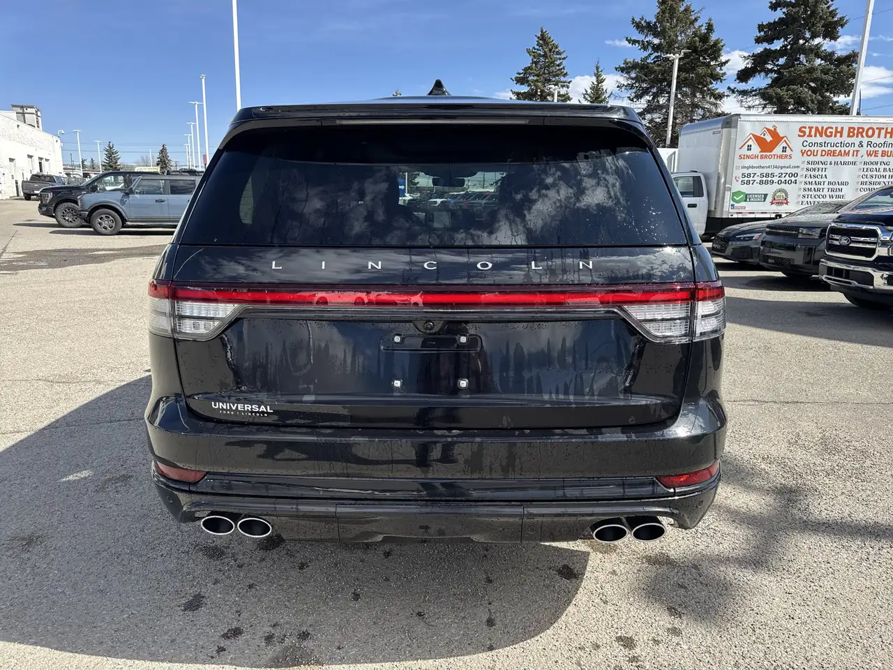 Lincoln Aviator снимка Lincoln Aviator