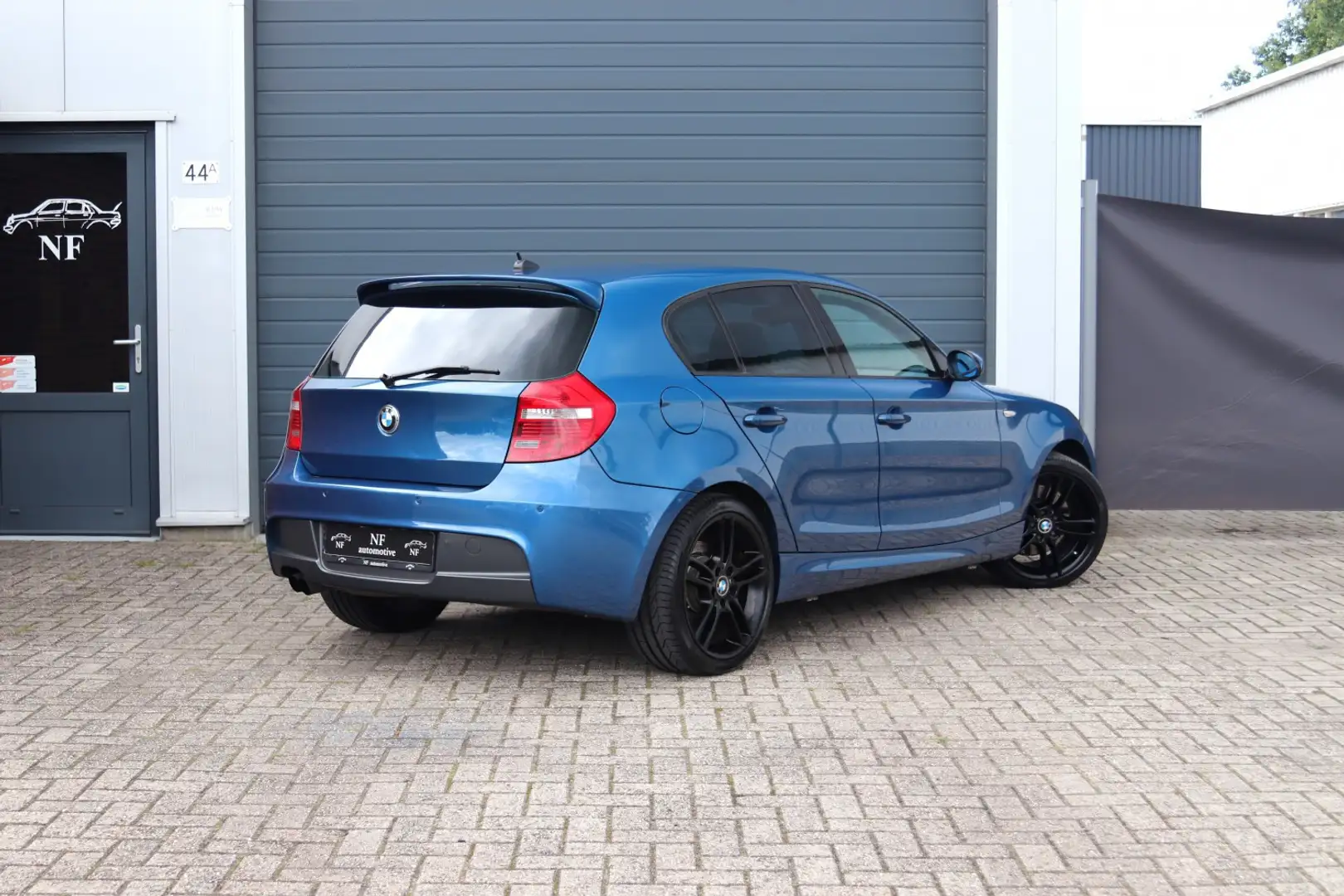 BMW 130 130i Aut. met schade m pakket - 1