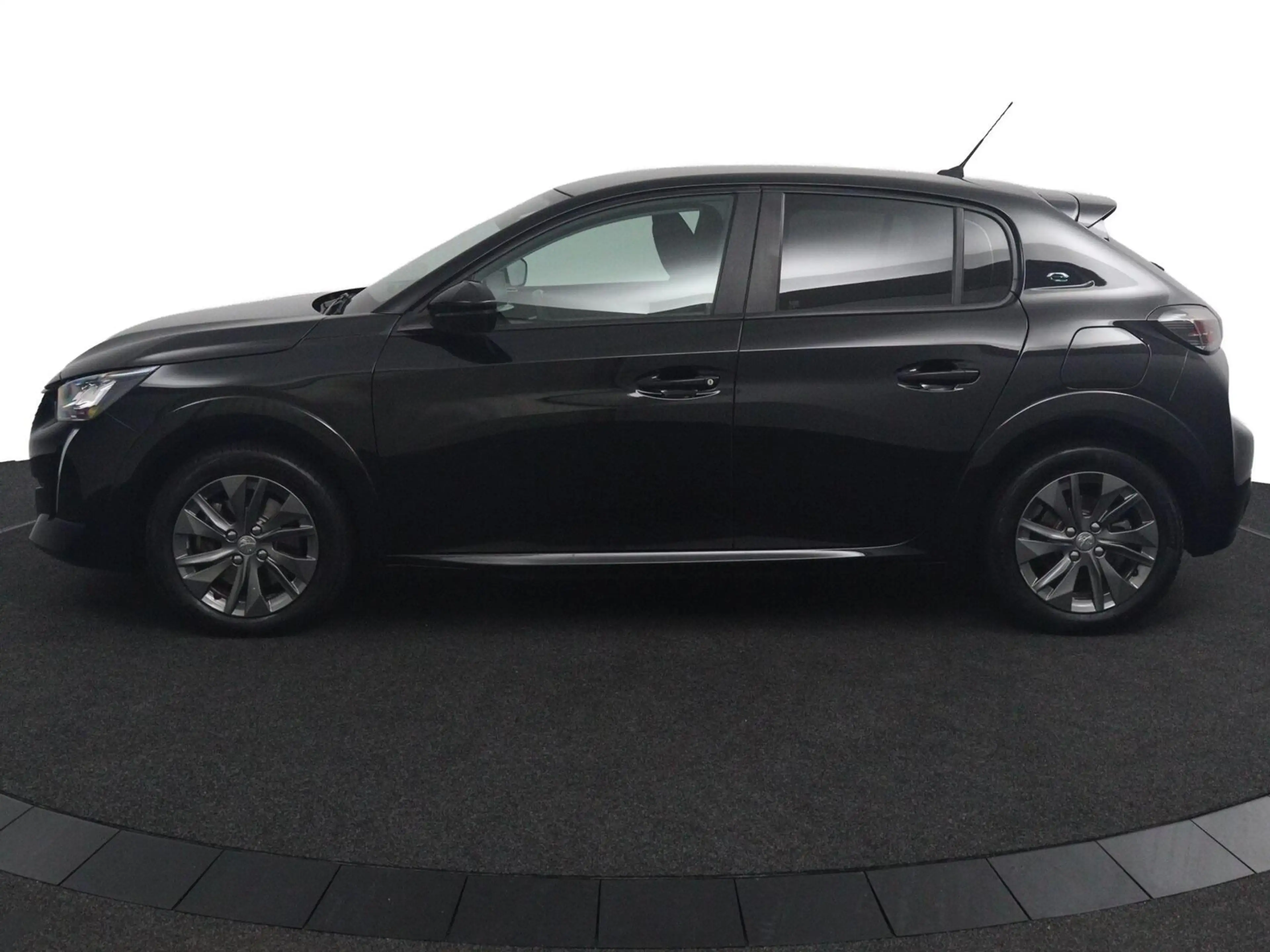 Peugeot e-208 EV Active Pack 50 kWh | LED | Climate control | — photo 13