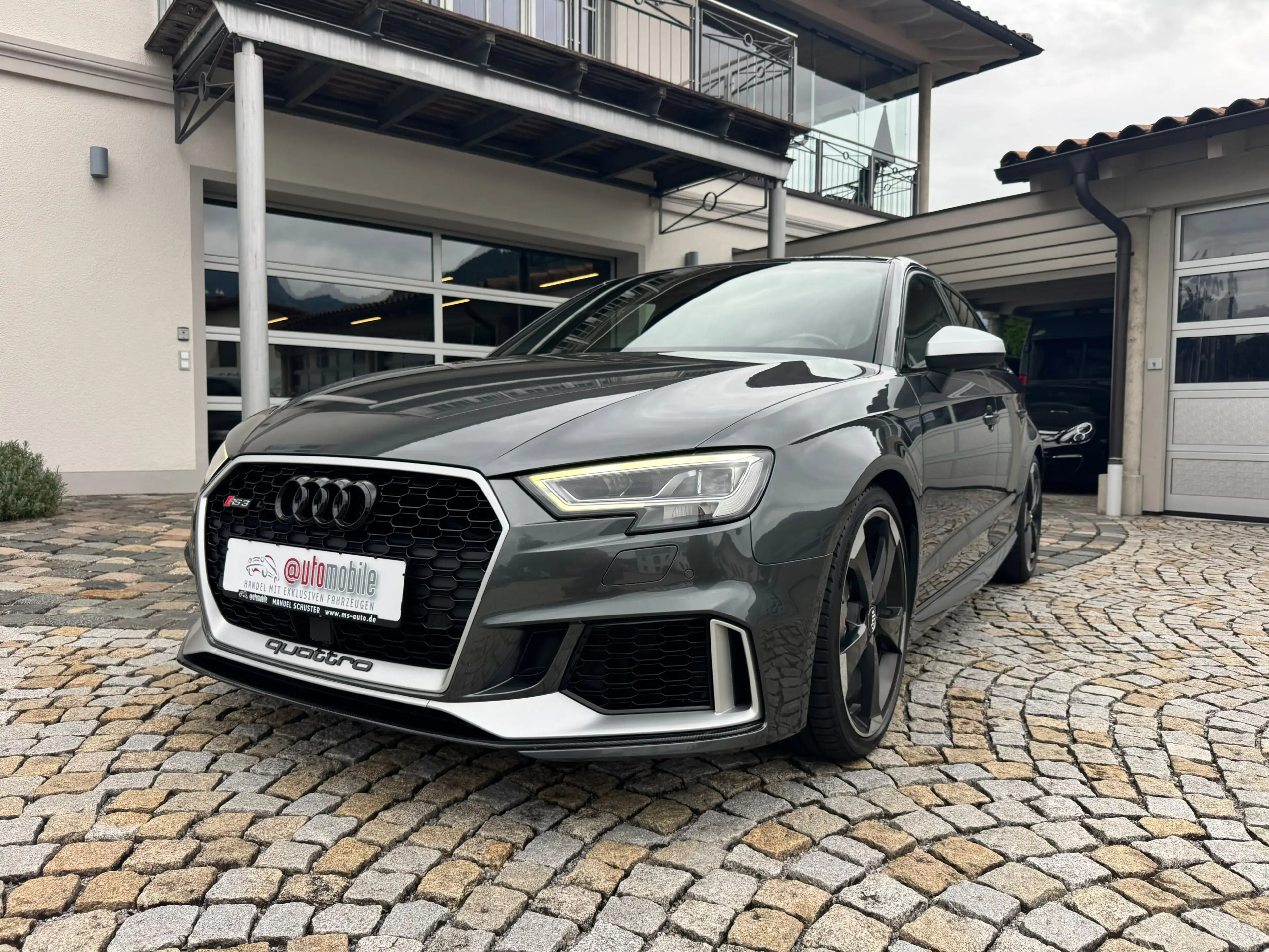 Audi RS3 Sportback|Pano|ACC|MMI touch|Kamera|19