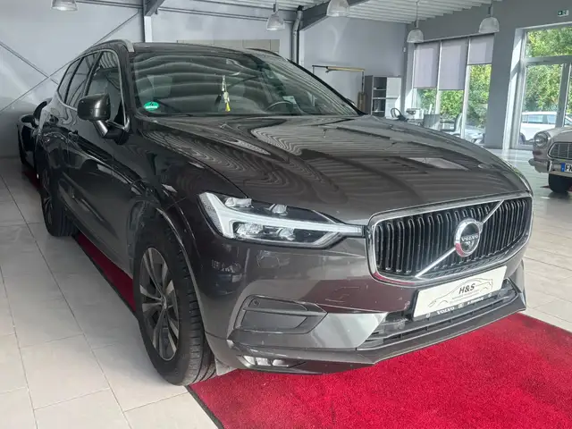 Volvo XC60 view 9