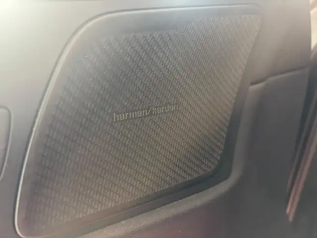 Volvo XC60 view 13