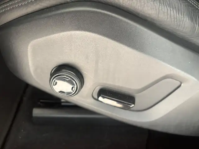 Volvo XC60 view 14