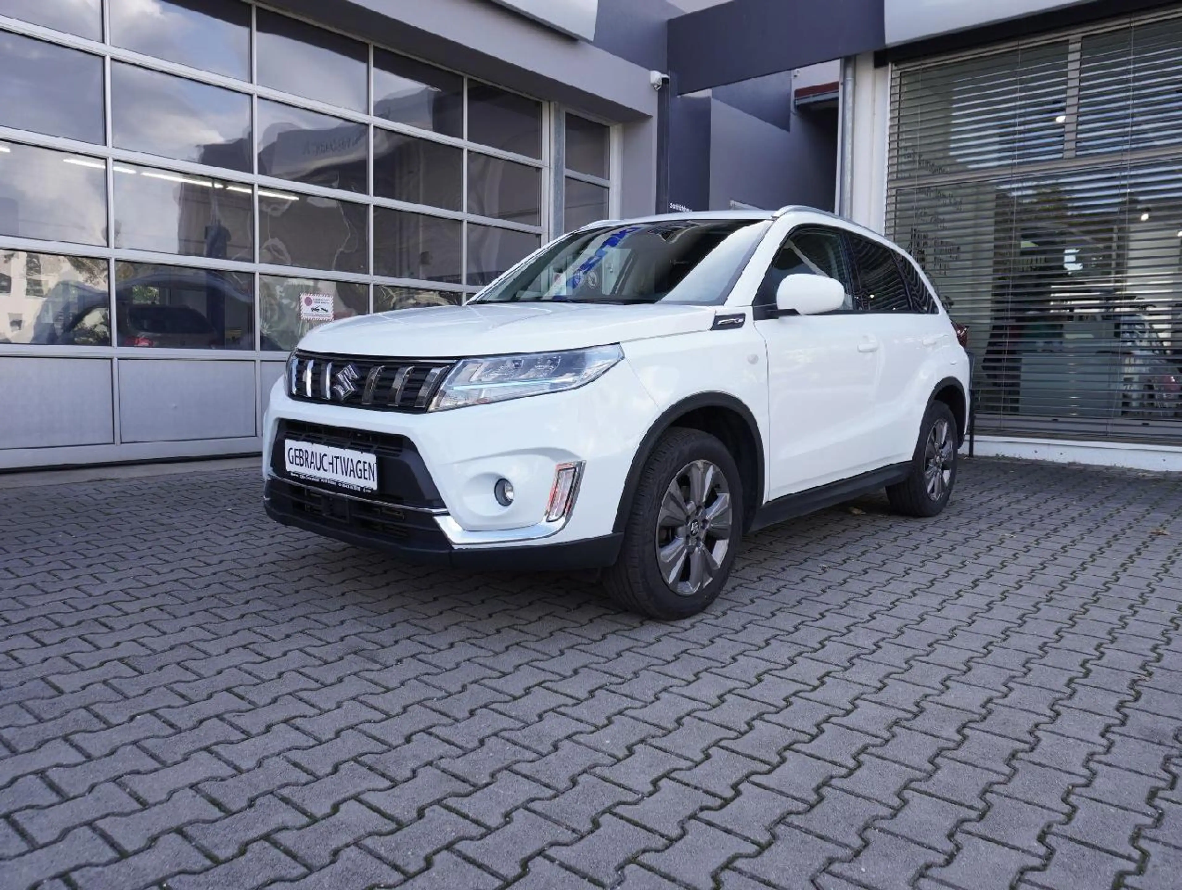Suzuki Vitara 1.4 Mild-Hybrid Comfort 4x4 — photo 9