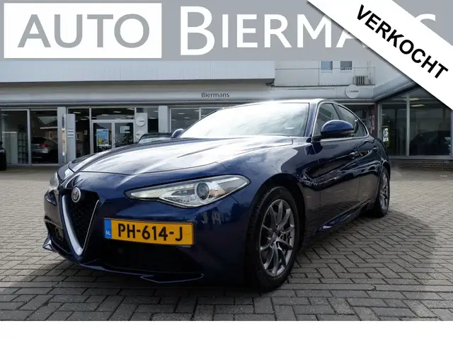 Alfa Romeo Giulia 2.0T Super / INCL. 12 mnd BOVAG / 200PK/ Leder