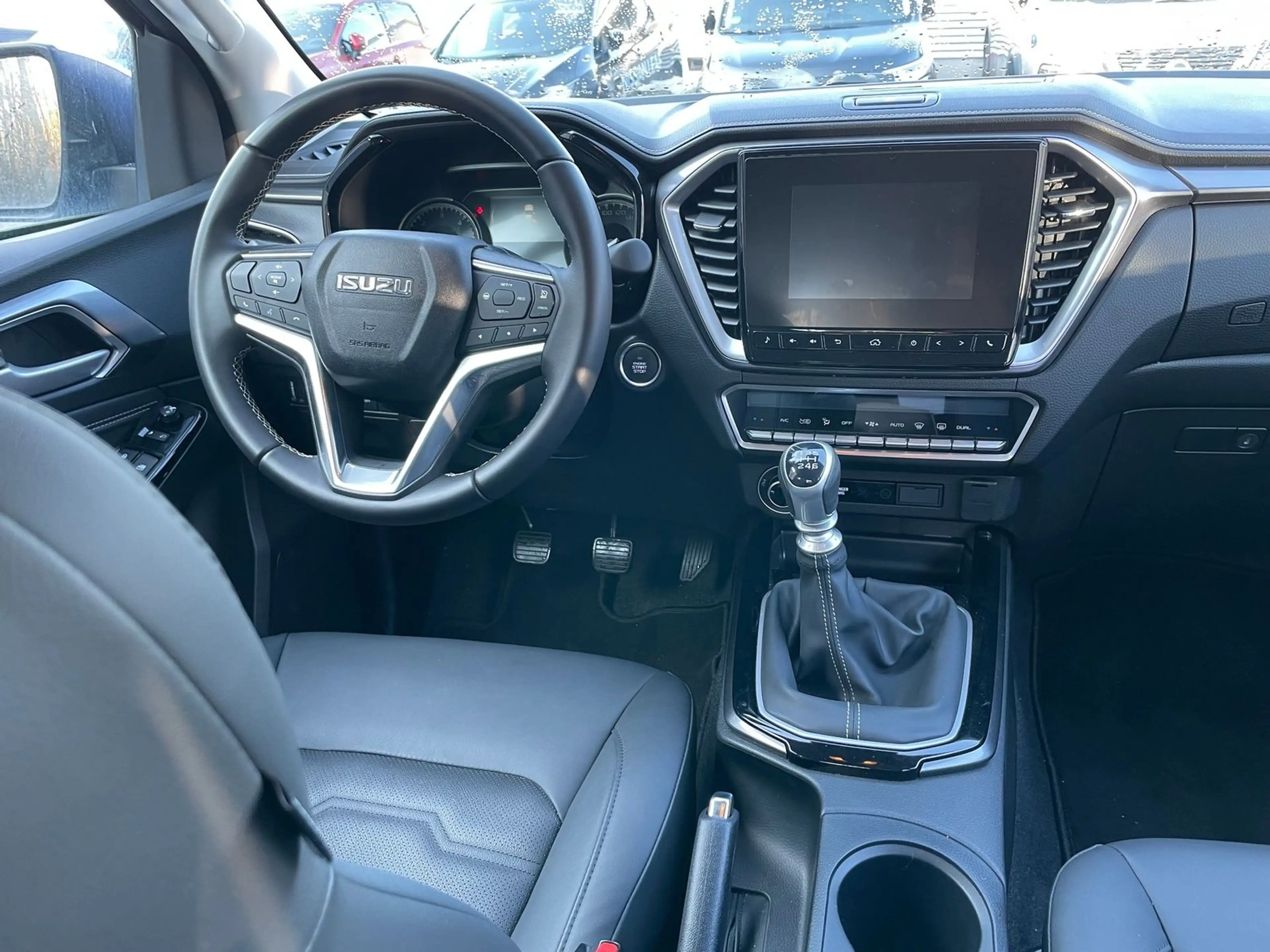 Isuzu D-Max Double Cab 4WD 6MT - LSE inkl. AHK — photo 12