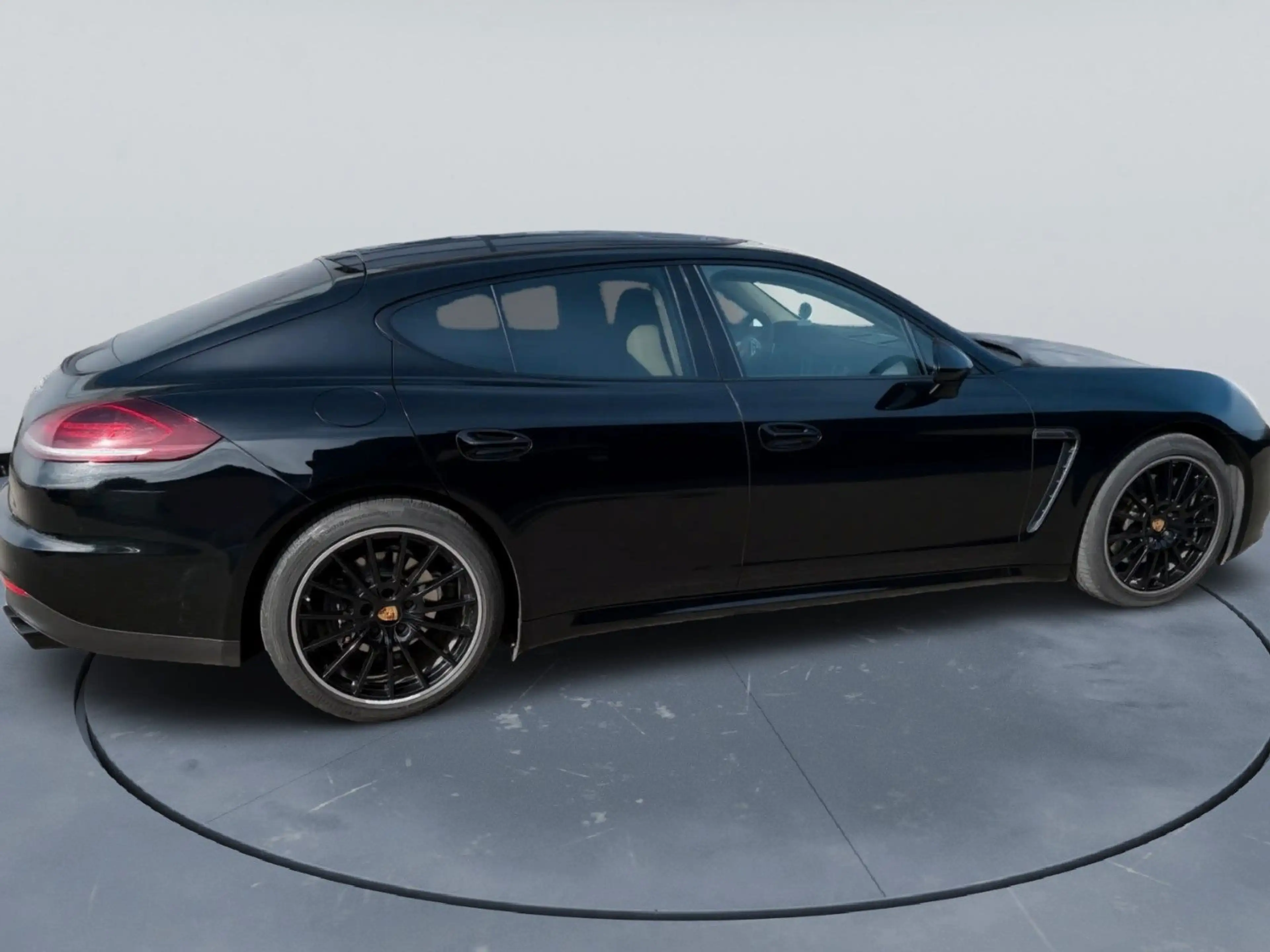 Porsche Panamera 4 Edition *BOSE* SITZH HI + VO TOP ZUST — photo 6